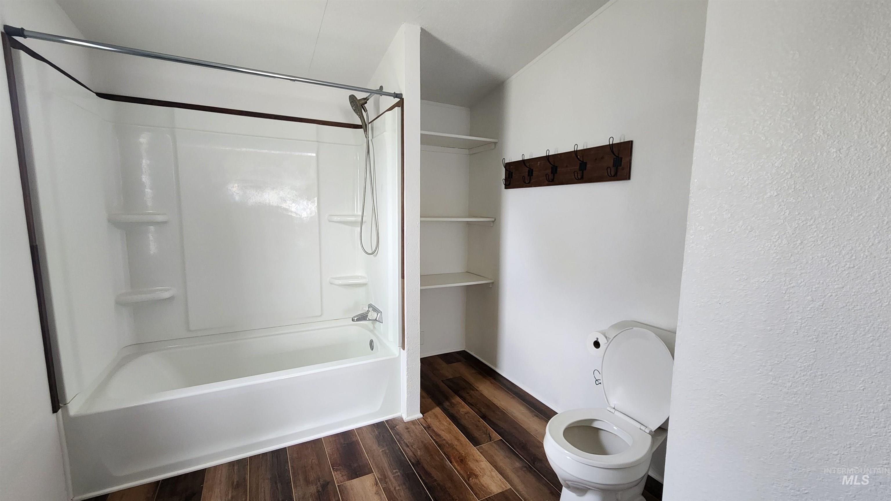 487 W 45 North, Burley, Idaho 83318, 4 Bedrooms, 2 Bathrooms, Residential For Sale, Price $269,900, 98951062