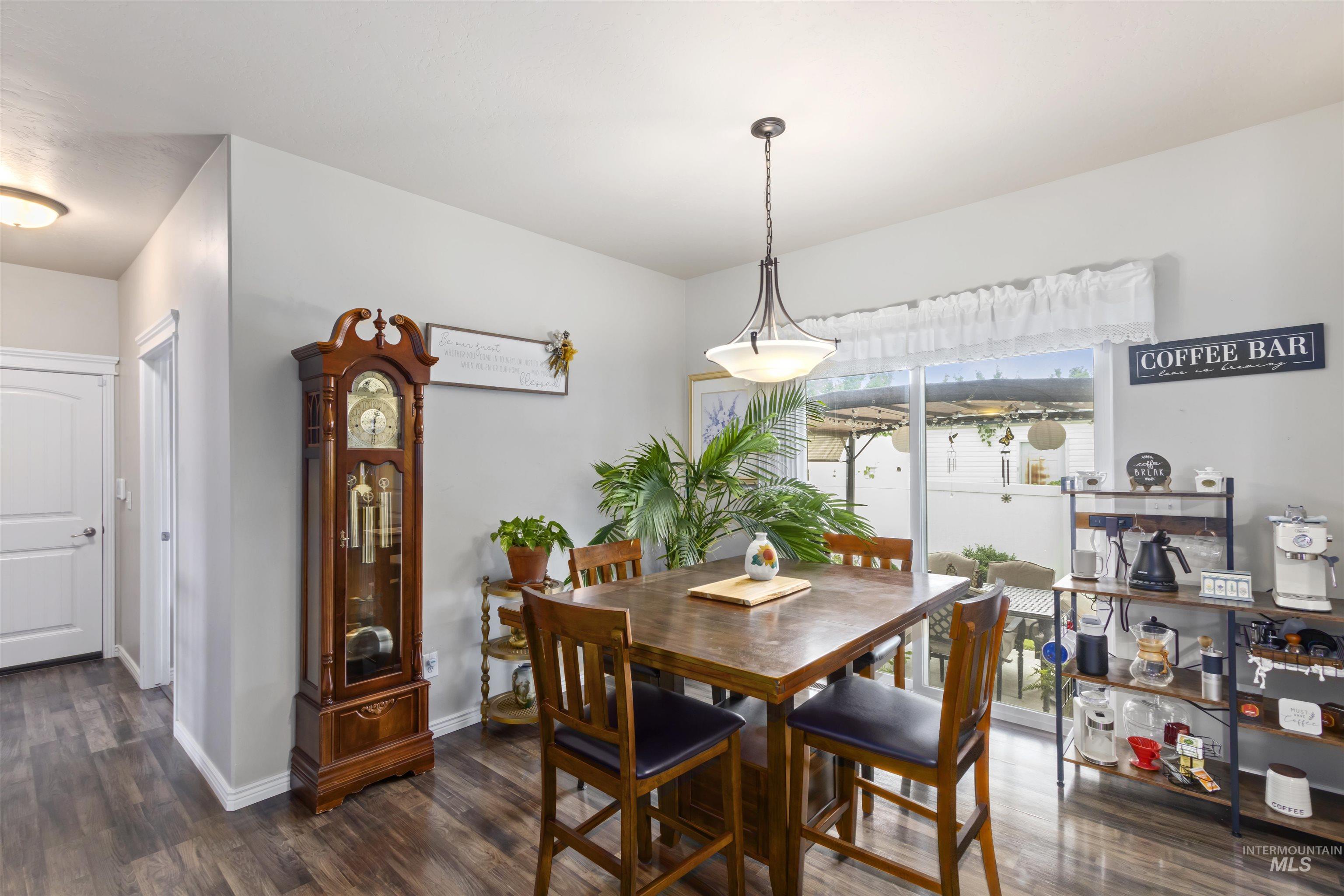 1011 Lynx, Jerome, Idaho 83338, 3 Bedrooms, 2 Bathrooms, Residential For Sale, Price $339,999, 98951097