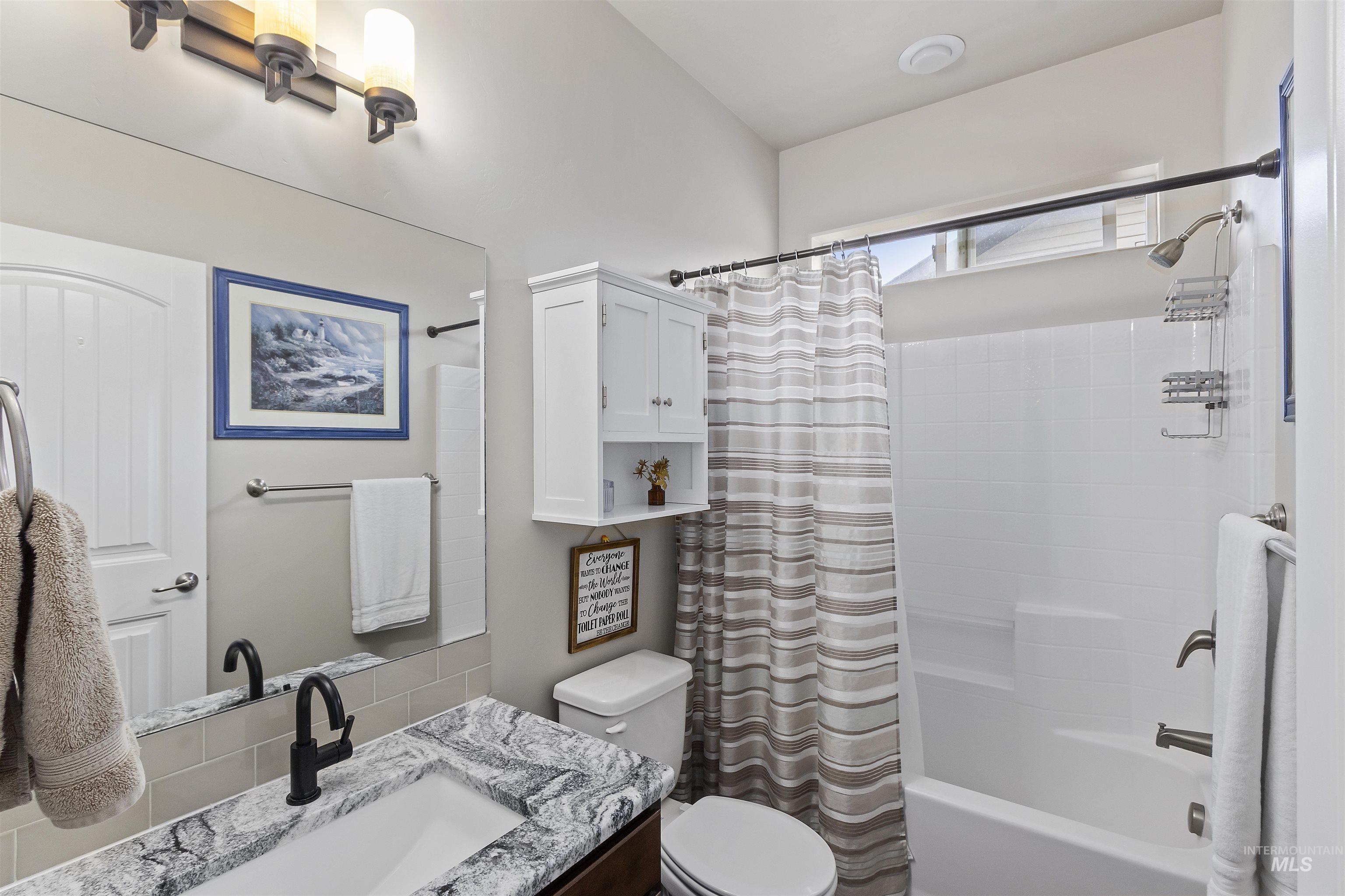 1011 Lynx, Jerome, Idaho 83338, 3 Bedrooms, 2 Bathrooms, Residential For Sale, Price $339,999, 98951097