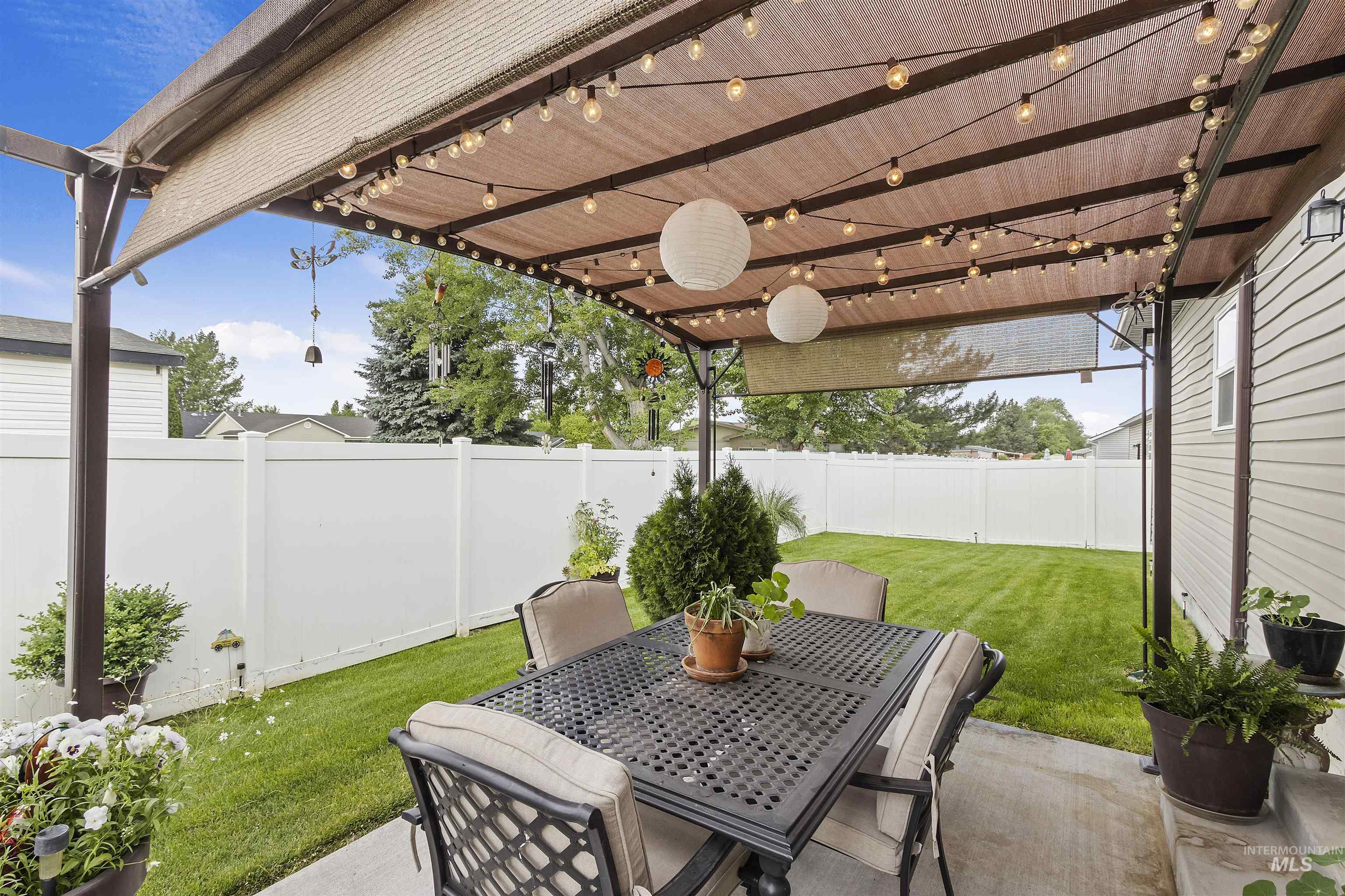 1011 Lynx, Jerome, Idaho 83338, 3 Bedrooms, 2 Bathrooms, Residential For Sale, Price $339,999, 98951097