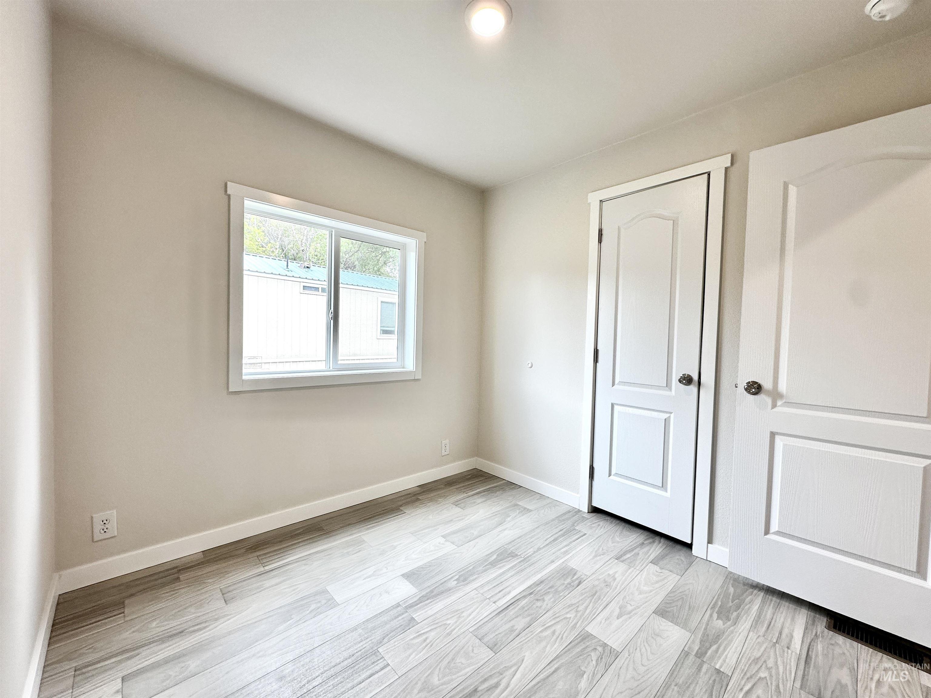 1025 Eid Rd #6, Moscow, Idaho 83843, 2 Bedrooms, 1 Bathroom, Residential For Sale, Price $93,999, 98951110