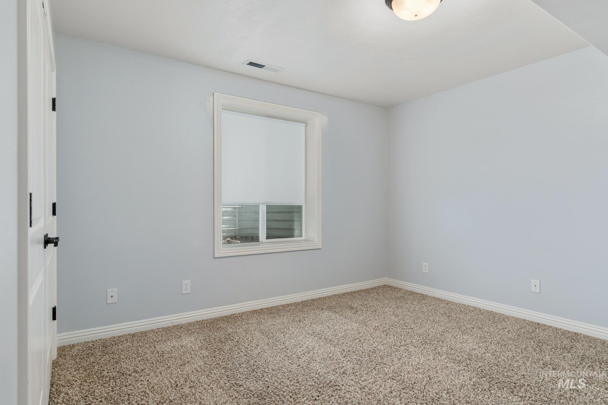 200 W Commons Rd., Idaho Falls, Idaho 83401, 6 Bedrooms, 3 Bathrooms, Residential For Sale, Price $759,000, 98951112