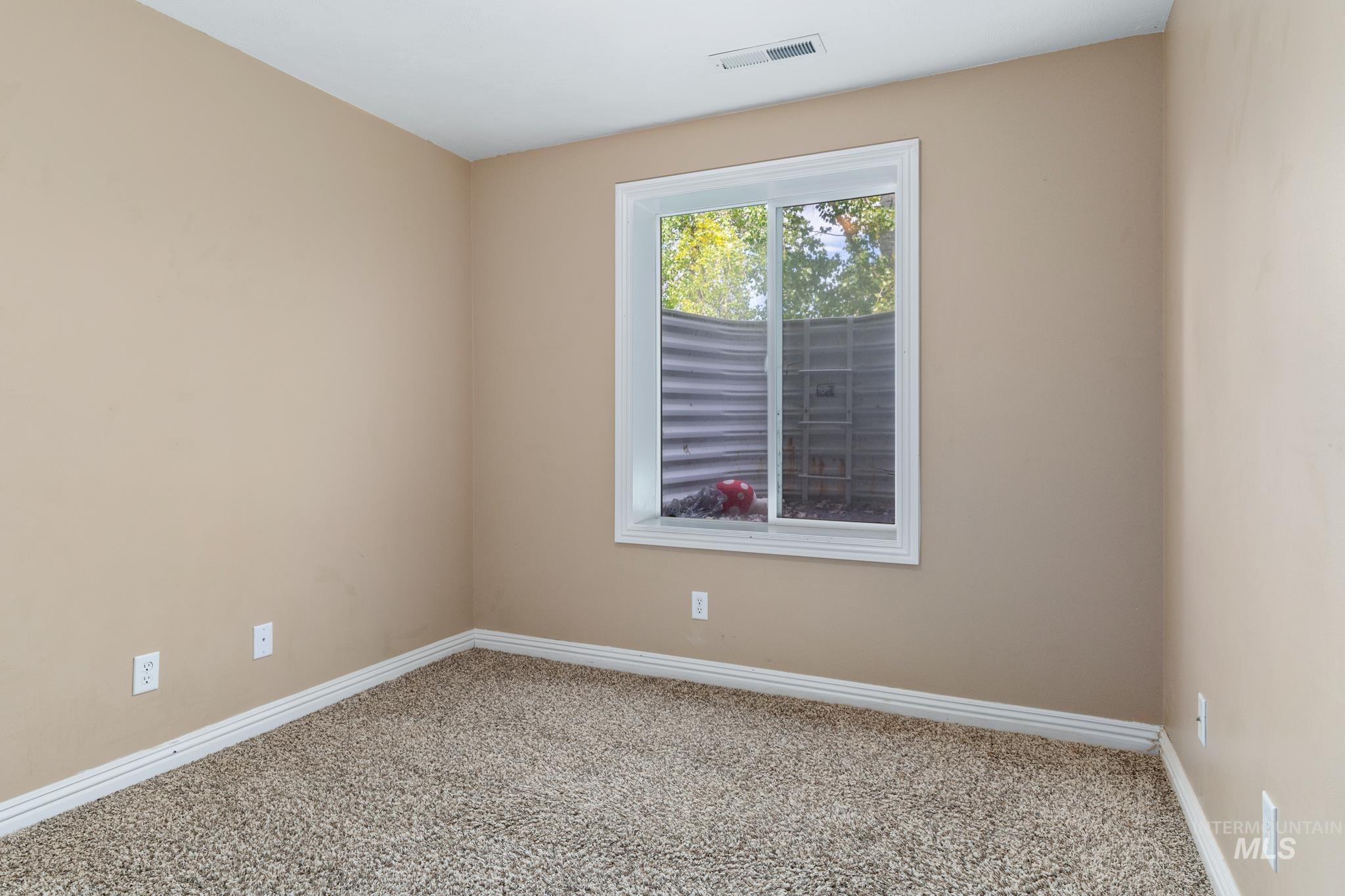 200 W Commons Rd., Idaho Falls, Idaho 83401, 6 Bedrooms, 3 Bathrooms, Residential For Sale, Price $759,000, 98951112