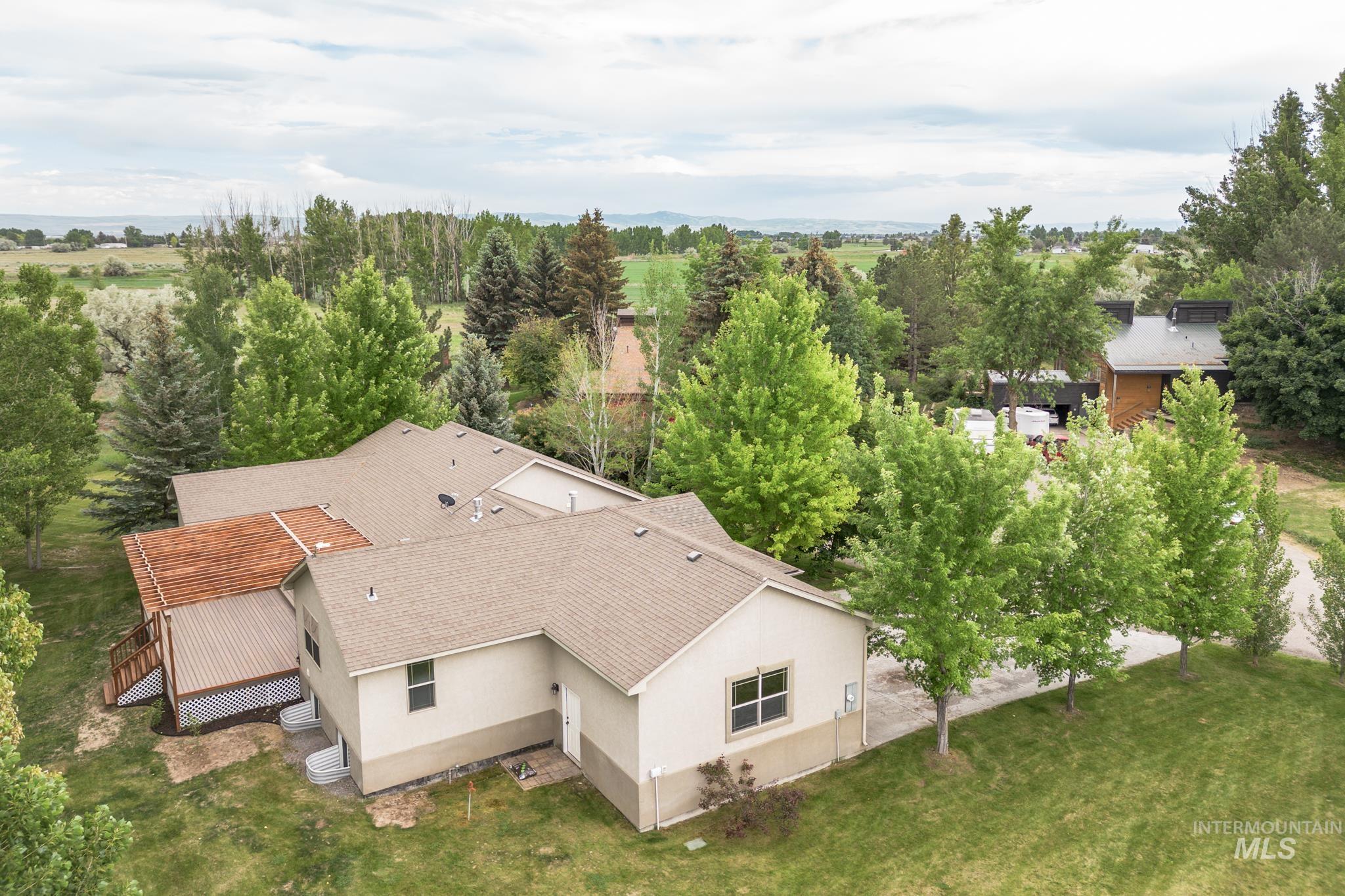 200 W Commons Rd., Idaho Falls, Idaho 83401, 6 Bedrooms, 3 Bathrooms, Residential For Sale, Price $759,000, 98951112