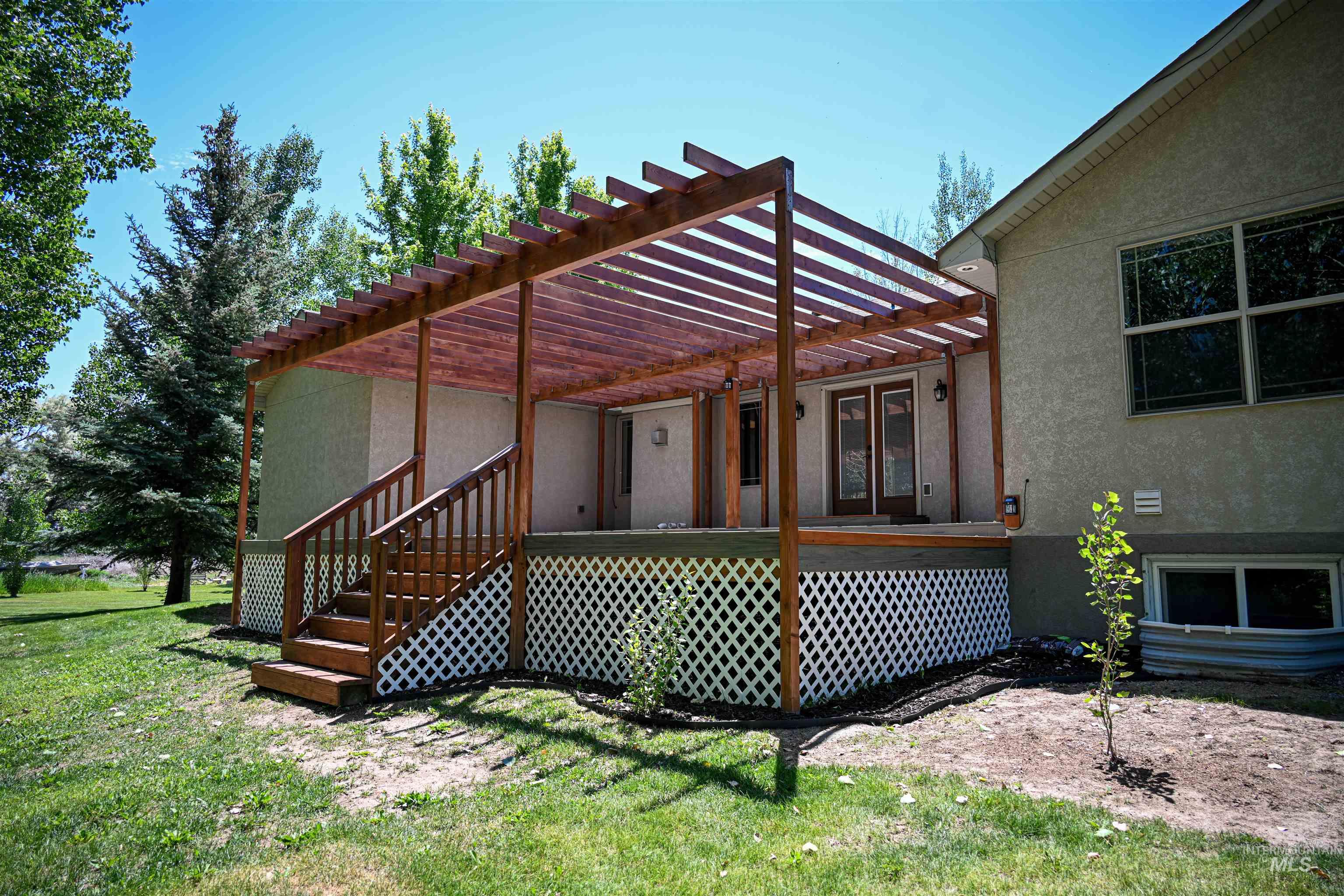 200 W Commons Rd., Idaho Falls, Idaho 83401, 6 Bedrooms, 3 Bathrooms, Residential For Sale, Price $759,000, 98951112