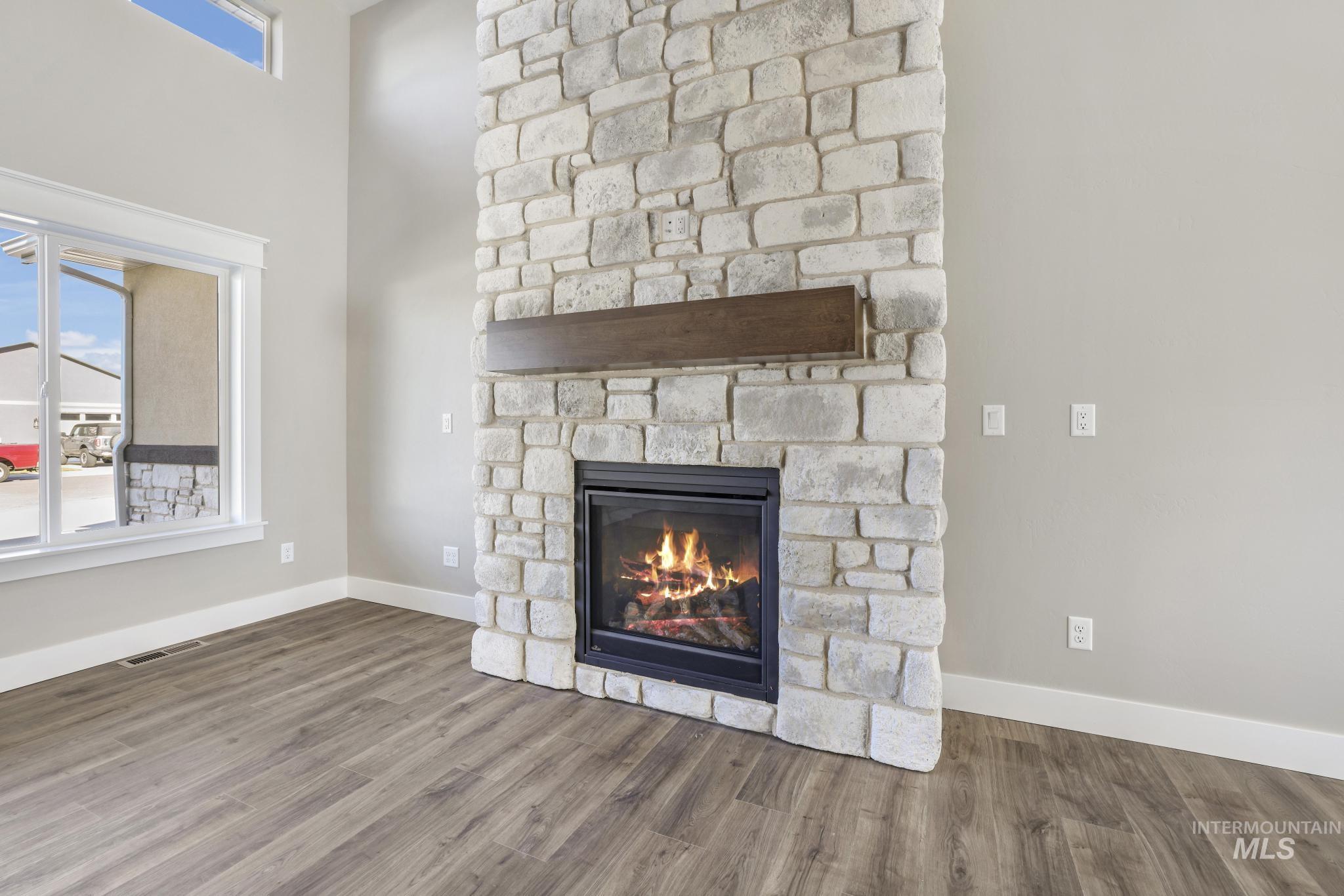 1396 Haizlee way, Twin Falls, Idaho 83301, 4 Bedrooms, 2 Bathrooms, Residential For Sale, Price $575,000, 98951118