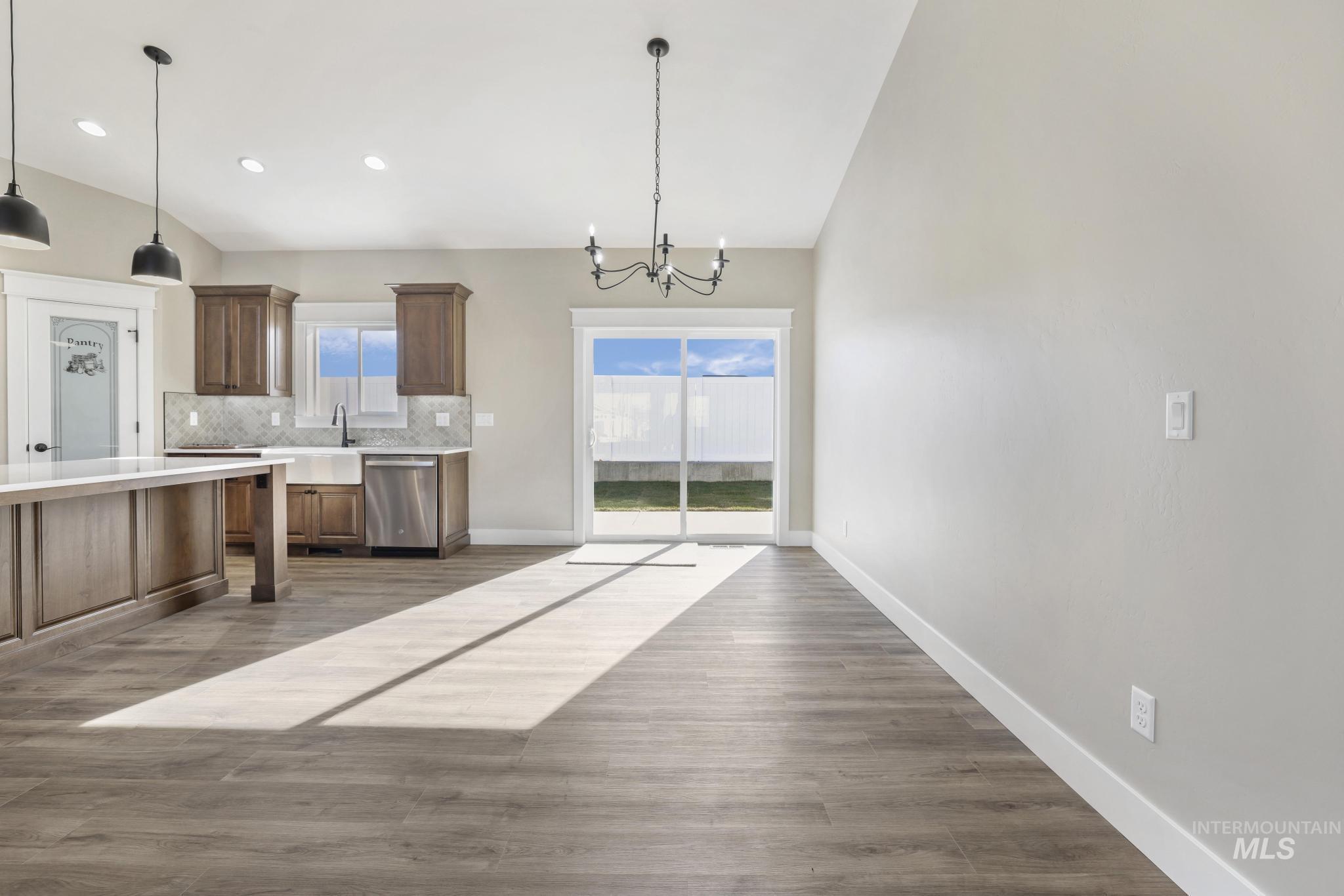 1396 Haizlee way, Twin Falls, Idaho 83301, 4 Bedrooms, 2 Bathrooms, Residential For Sale, Price $575,000, 98951118