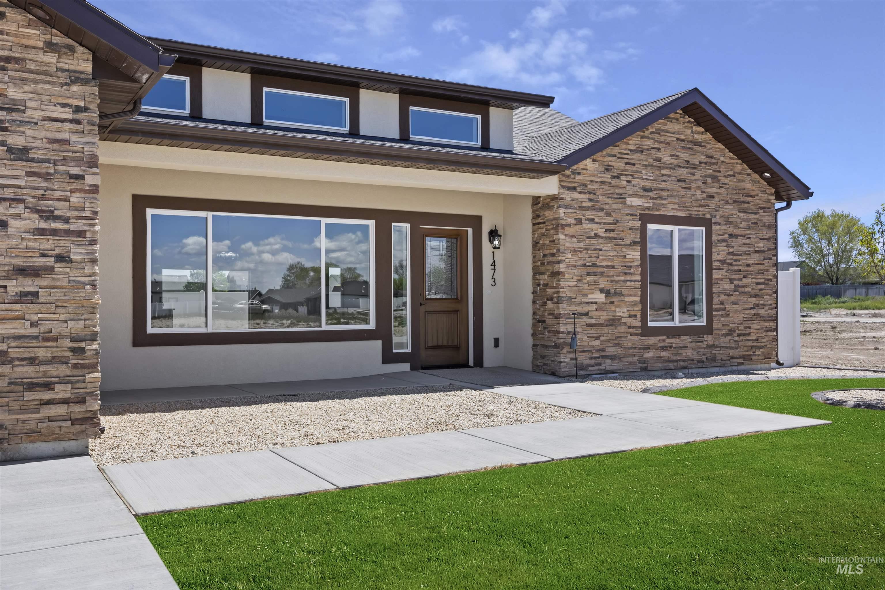 1442 Haizlee way, Twin Falls, Idaho 83301, 4 Bedrooms, 2 Bathrooms, Residential For Sale, Price $575,000, 98951120