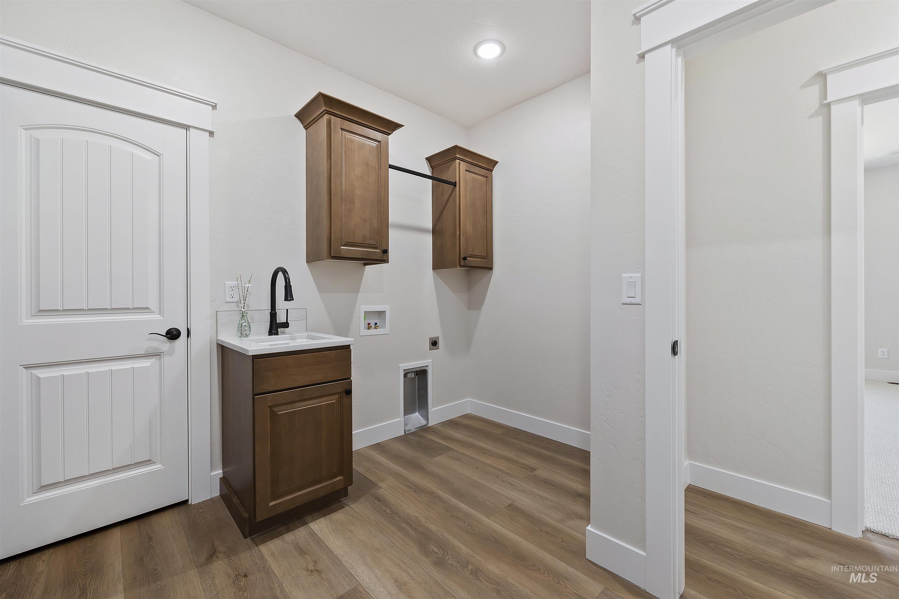 1442 Haizlee way, Twin Falls, Idaho 83301, 4 Bedrooms, 2 Bathrooms, Residential For Sale, Price $575,000, 98951120