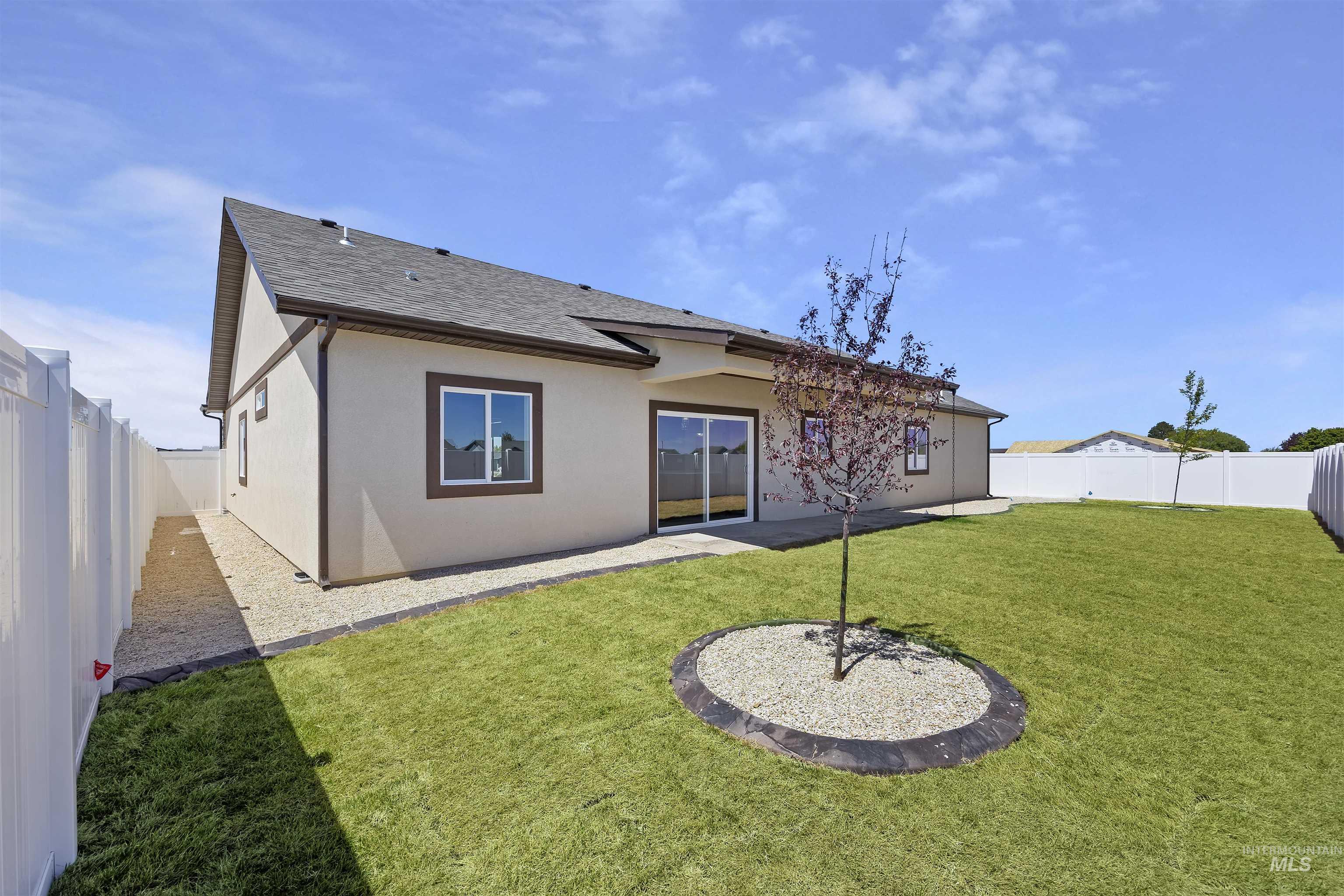 1442 Haizlee way, Twin Falls, Idaho 83301, 4 Bedrooms, 2 Bathrooms, Residential For Sale, Price $575,000, 98951120