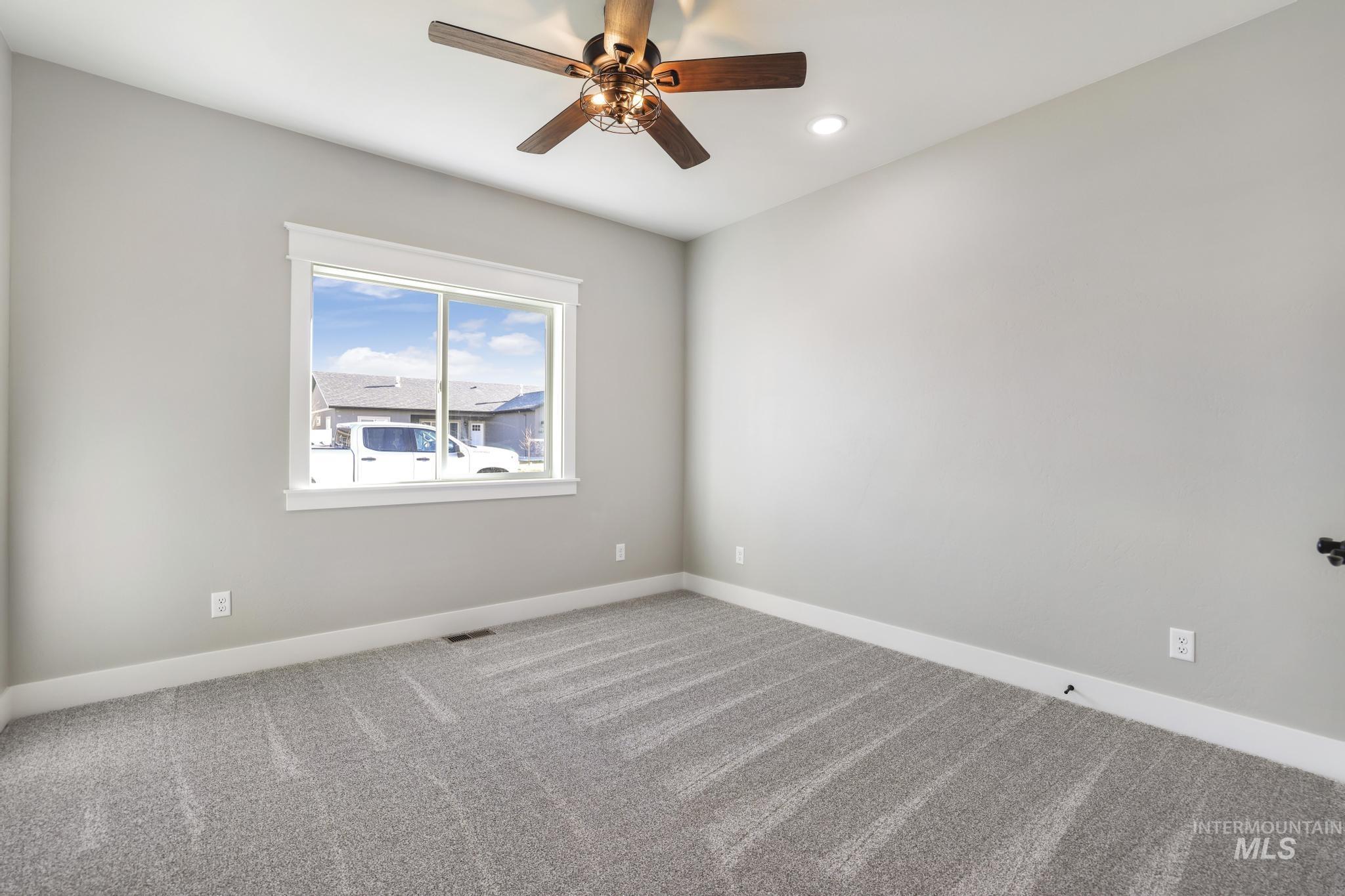 1470 Haizlee way, Twin Falls, Idaho 83301, 3 Bedrooms, 2 Bathrooms, Residential For Sale, Price $549,900, 98951121