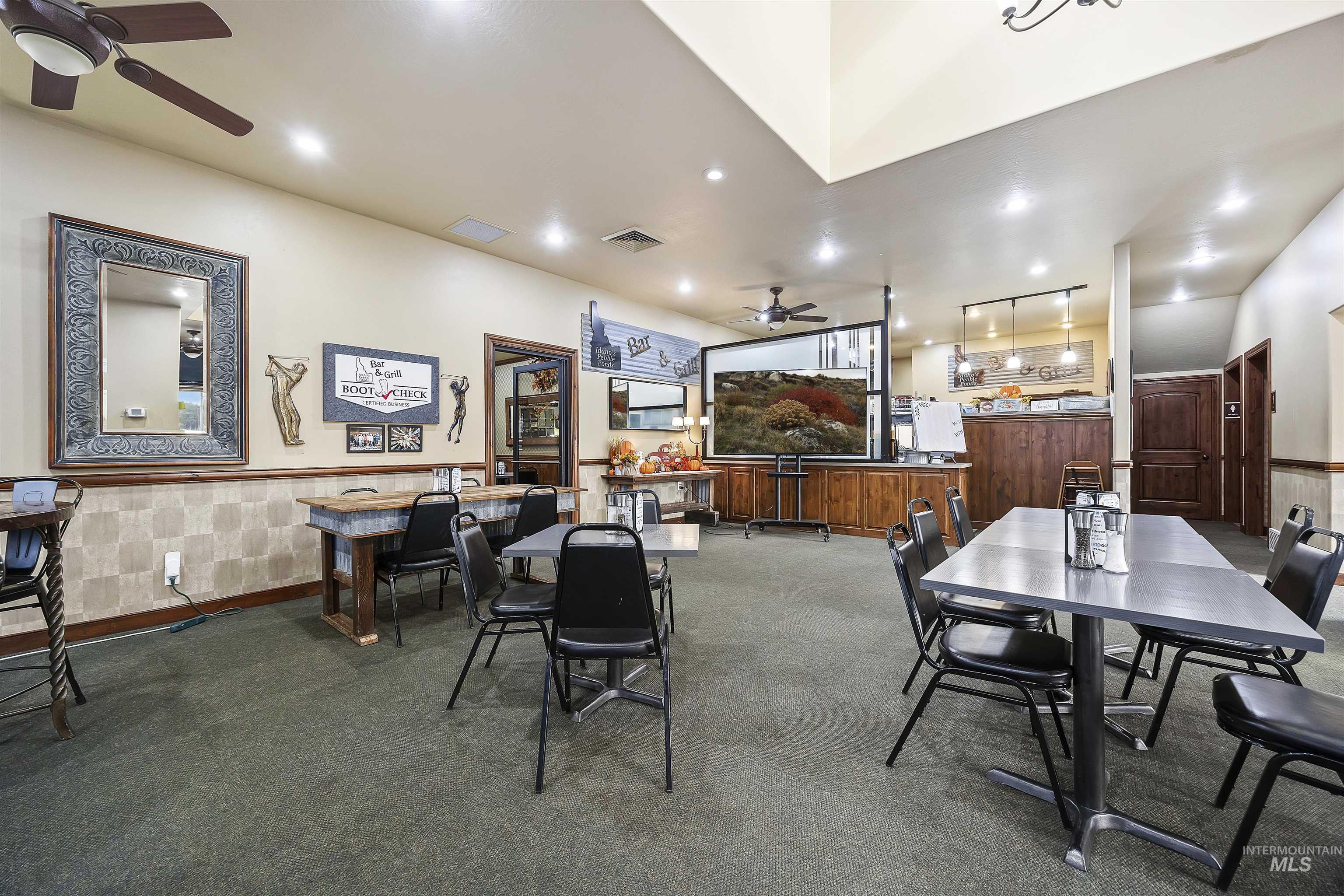 4035 N 2300 E, Filer, Idaho 83301, Business/Commercial For Sale, Price $1,999,000, 98951133