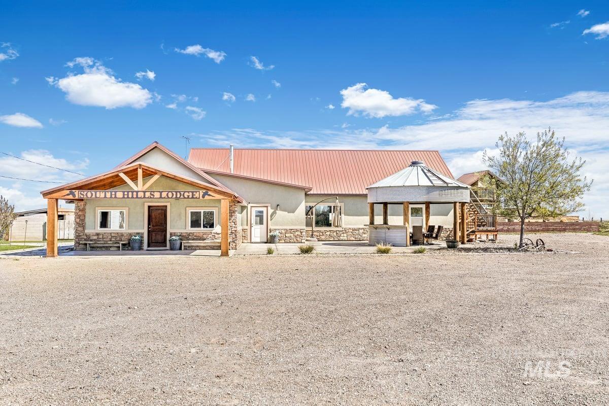 2040 E 2200 N, Twin Falls, Idaho 83301, 9 Bedrooms, 6 Bathrooms, Residential For Sale, Price $1,240,000, 98951137