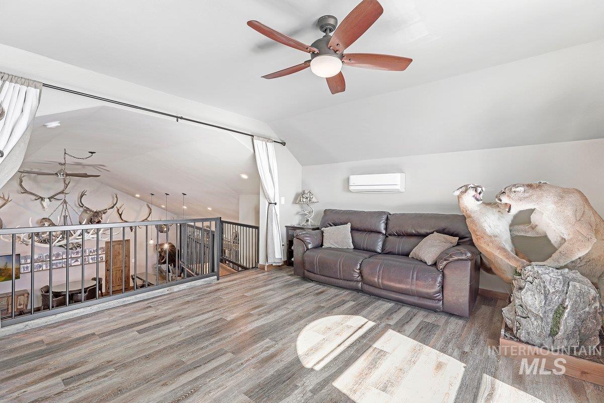 2040 E 2200 N, Twin Falls, Idaho 83301, 9 Bedrooms, 6 Bathrooms, Residential For Sale, Price $1,240,000, 98951137