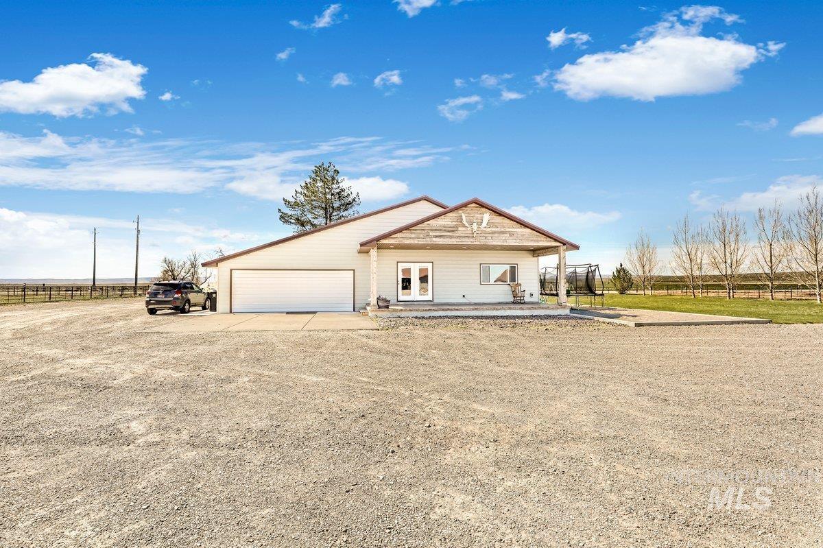 2040 E 2200 N, Twin Falls, Idaho 83301, 9 Bedrooms, 6 Bathrooms, Residential For Sale, Price $1,240,000, 98951137