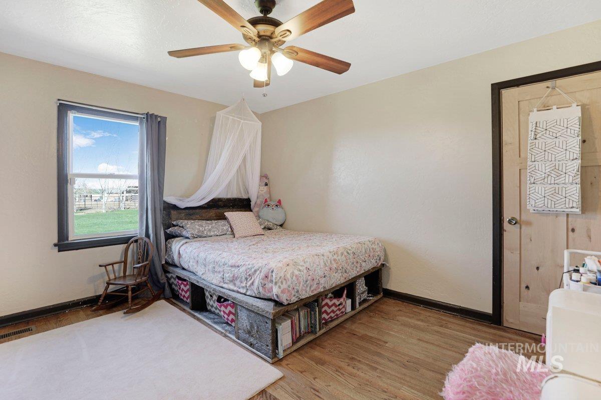 2040 E 2200 N, Twin Falls, Idaho 83301, 9 Bedrooms, 6 Bathrooms, Residential For Sale, Price $1,240,000, 98951137