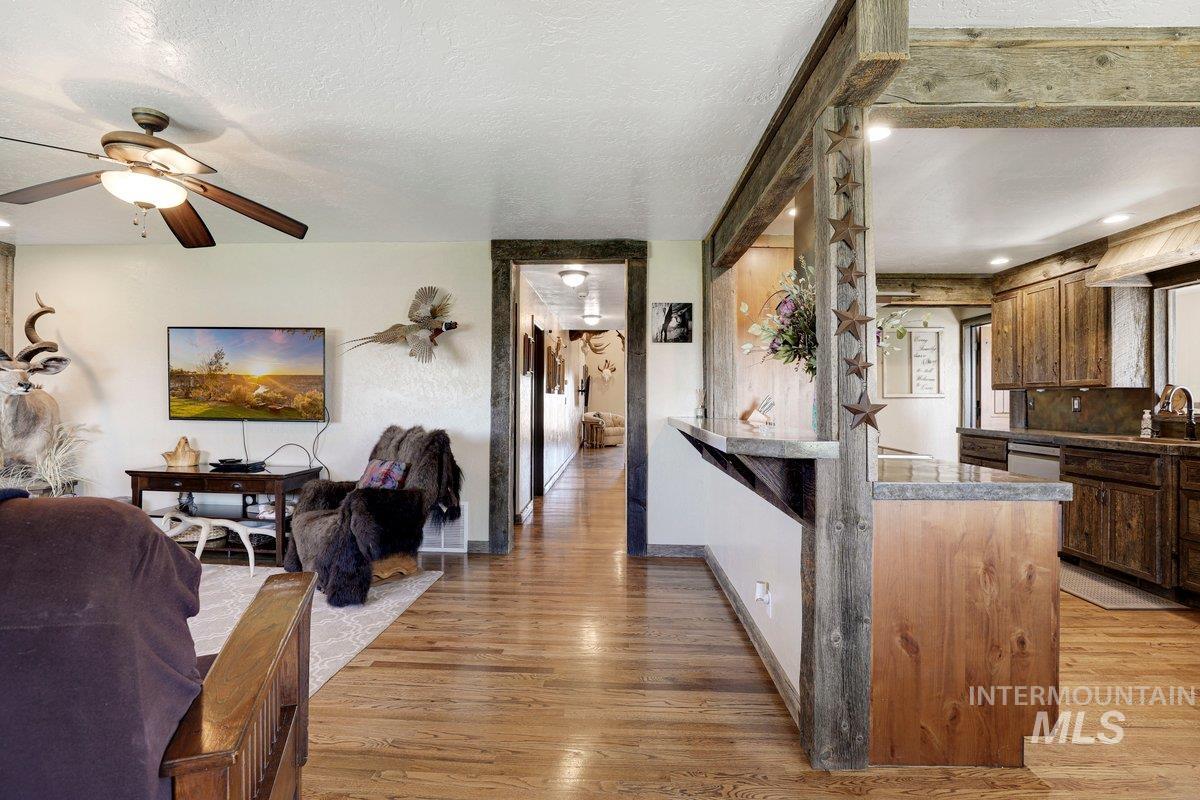 2040 E 2200 N, Twin Falls, Idaho 83301, 9 Bedrooms, 6 Bathrooms, Residential For Sale, Price $1,240,000, 98951137