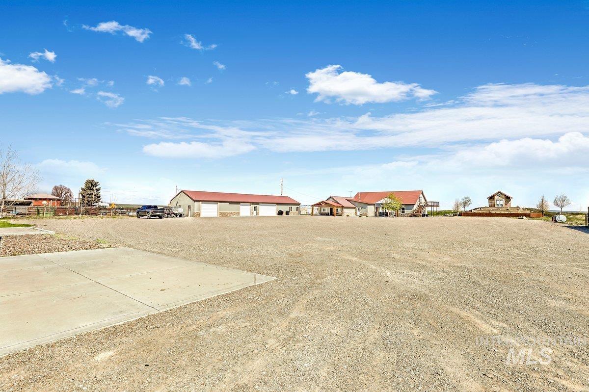 2040 E 2200 N, Twin Falls, Idaho 83301, 9 Bedrooms, 6 Bathrooms, Residential For Sale, Price $1,240,000, 98951137