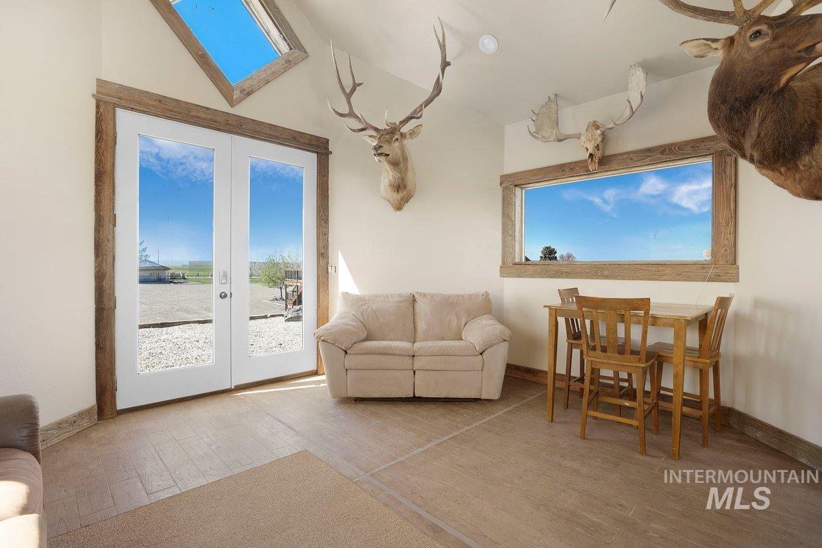 2040 E 2200 N, Twin Falls, Idaho 83301, 9 Bedrooms, 6 Bathrooms, Residential For Sale, Price $1,240,000, 98951137