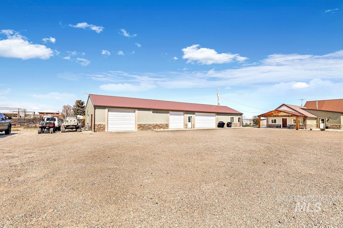 2040 E 2200 N, Twin Falls, Idaho 83301, 9 Bedrooms, 6 Bathrooms, Residential For Sale, Price $1,240,000, 98951137