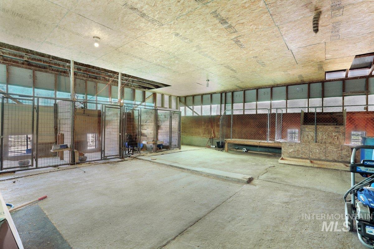 2040 E 2200 N, Twin Falls, Idaho 83301, 9 Bedrooms, 6 Bathrooms, Residential For Sale, Price $1,240,000, 98951137