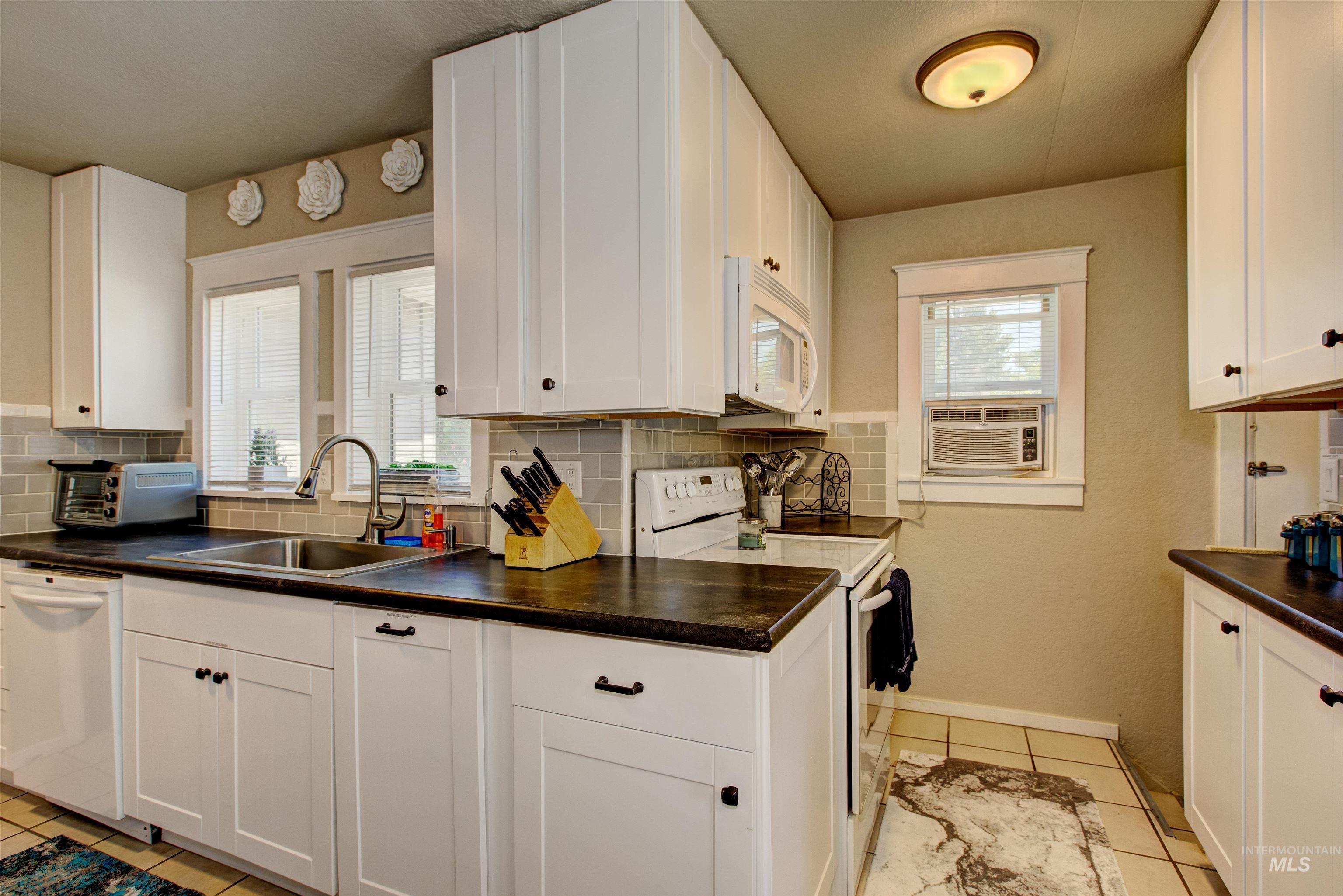 503 S Latah St., Boise, Idaho 83705, 2 Bedrooms, 1 Bathroom, Rental For Rent, Price $1,650, 98951138