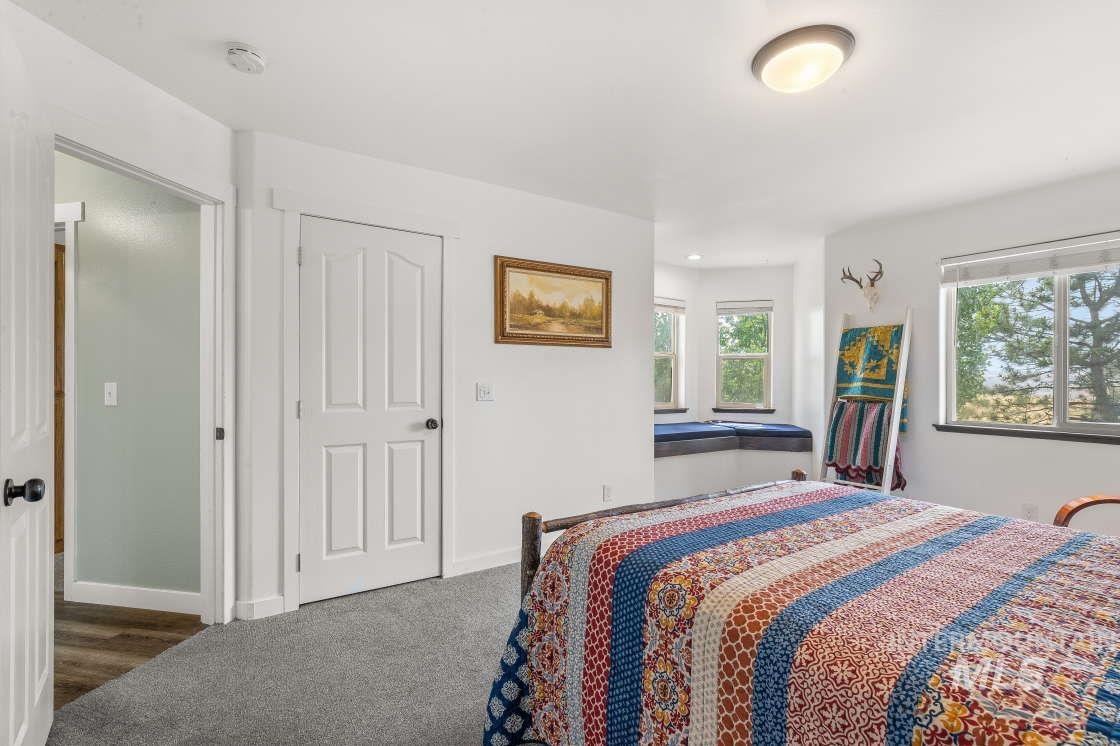 965 Horse Lane, Lewiston, Idaho 83501, 3 Bedrooms, 4 Bathrooms, Residential For Sale, Price $849,900, 98951152