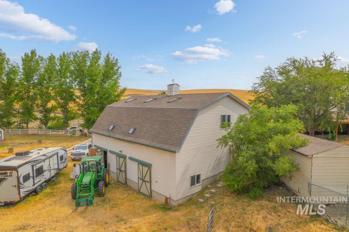 965 Horse Lane, Lewiston, Idaho 83501, 3 Bedrooms, 4 Bathrooms, Residential For Sale, Price $849,900, 98951152