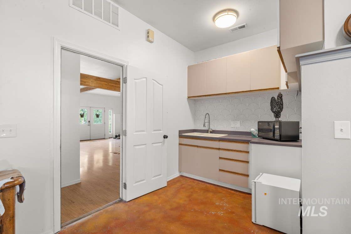 965 Horse Lane, Lewiston, Idaho 83501, 3 Bedrooms, 4 Bathrooms, Residential For Sale, Price $849,900, 98951152