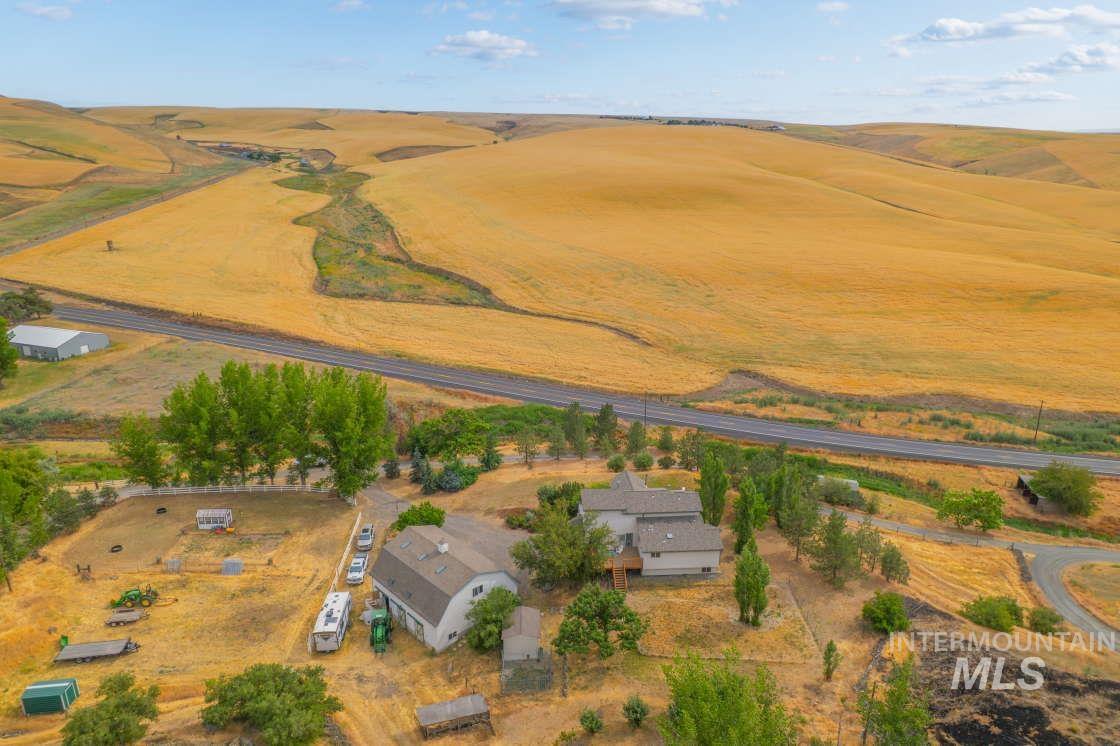 965 Horse Lane, Lewiston, Idaho 83501, 3 Bedrooms, 4 Bathrooms, Residential For Sale, Price $849,900, 98951152