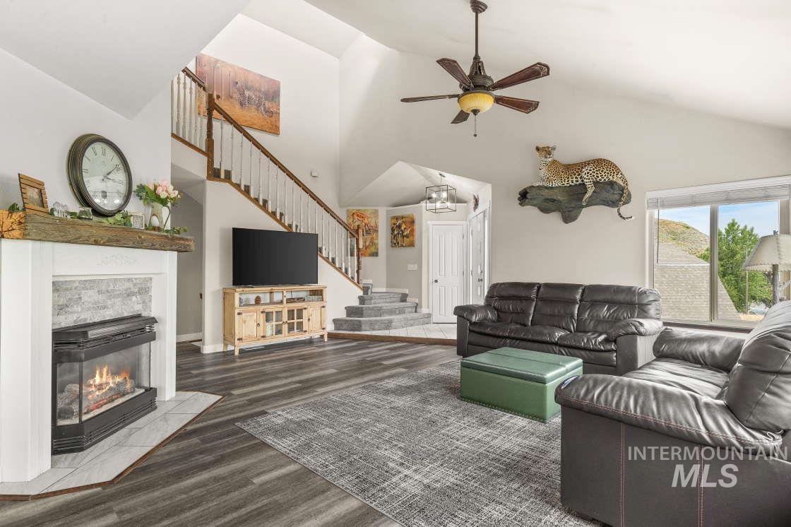 965 Horse Lane, Lewiston, Idaho 83501, 3 Bedrooms, 4 Bathrooms, Residential For Sale, Price $849,900, 98951152