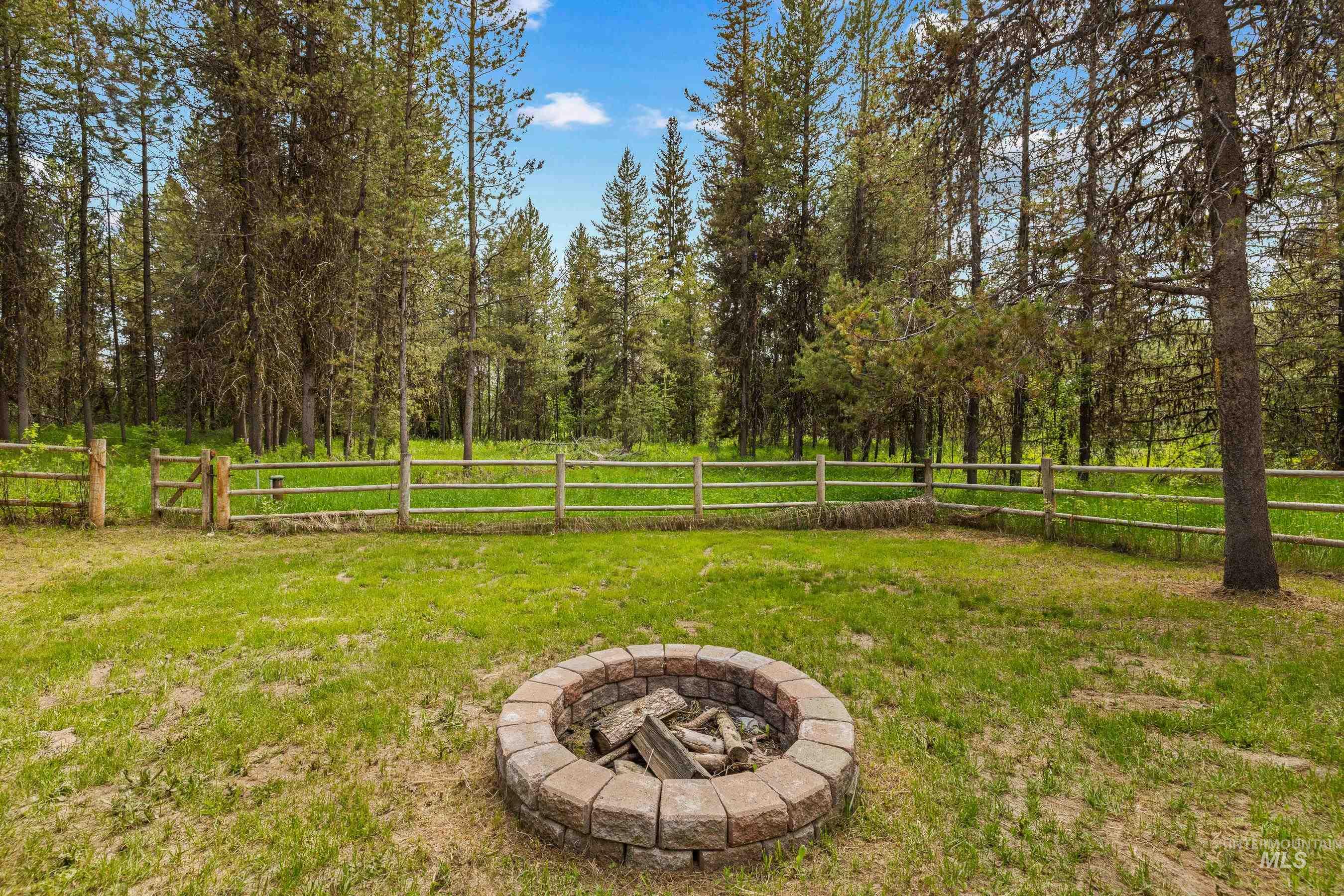 14199 Franklin Rd, McCall, Idaho 83638, 3 Bedrooms, 3.5 Bathrooms, Residential For Sale, Price $1,425,000, 98951158