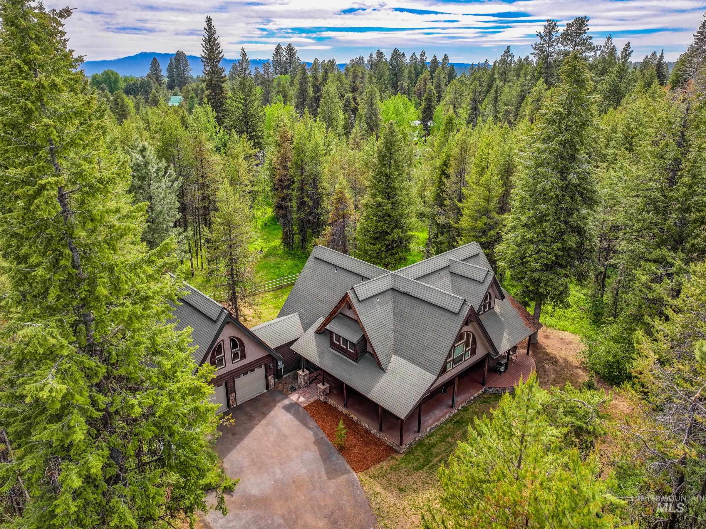 14199 Franklin Rd, McCall, Idaho 83638, 3 Bedrooms, 3.5 Bathrooms, Residential For Sale, Price $1,425,000, 98951158