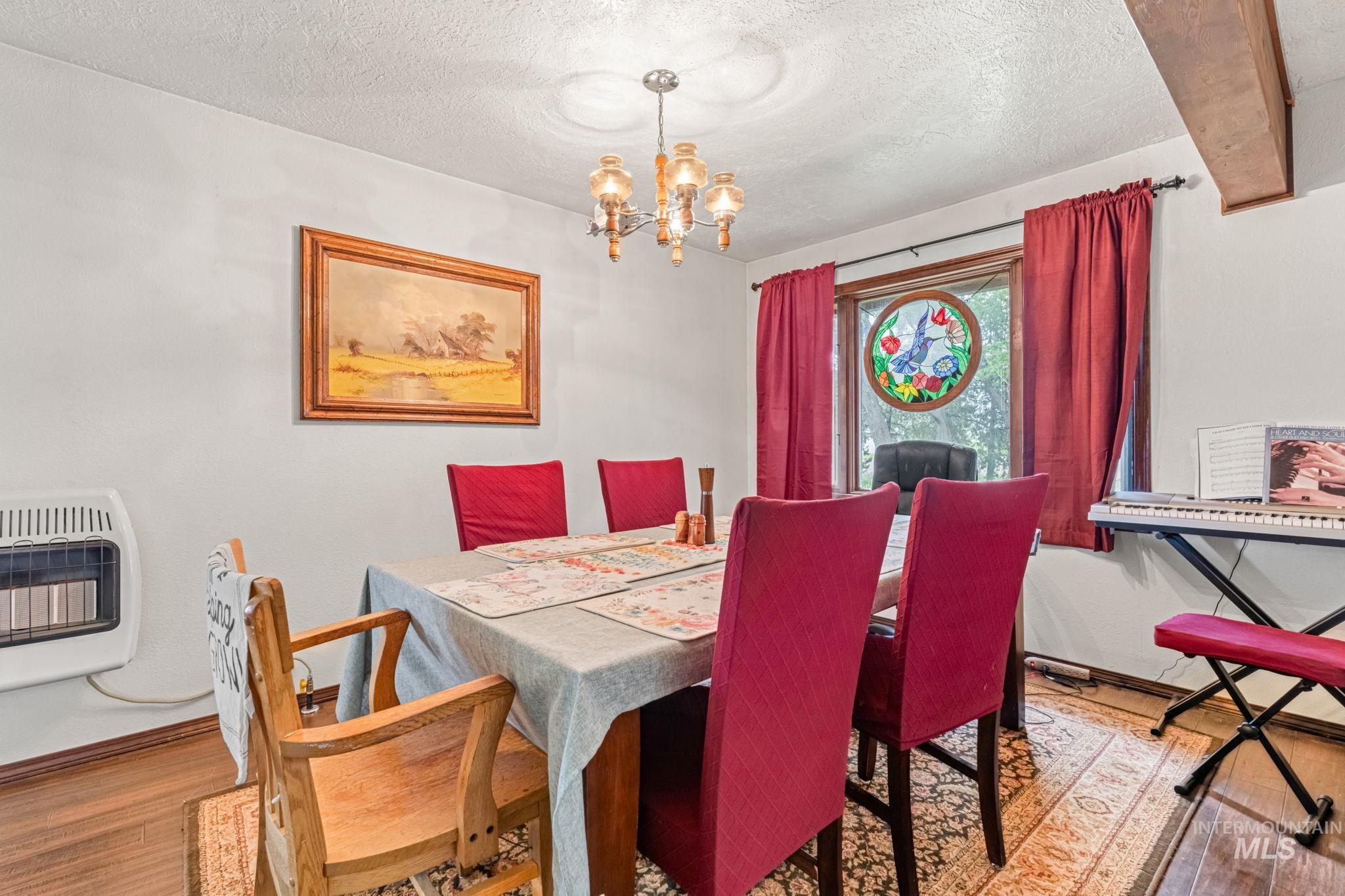 4 N 100 W, Fairfield, Idaho 83327, 3 Bedrooms, 2 Bathrooms, Residential For Sale, Price $460,000, 98951159