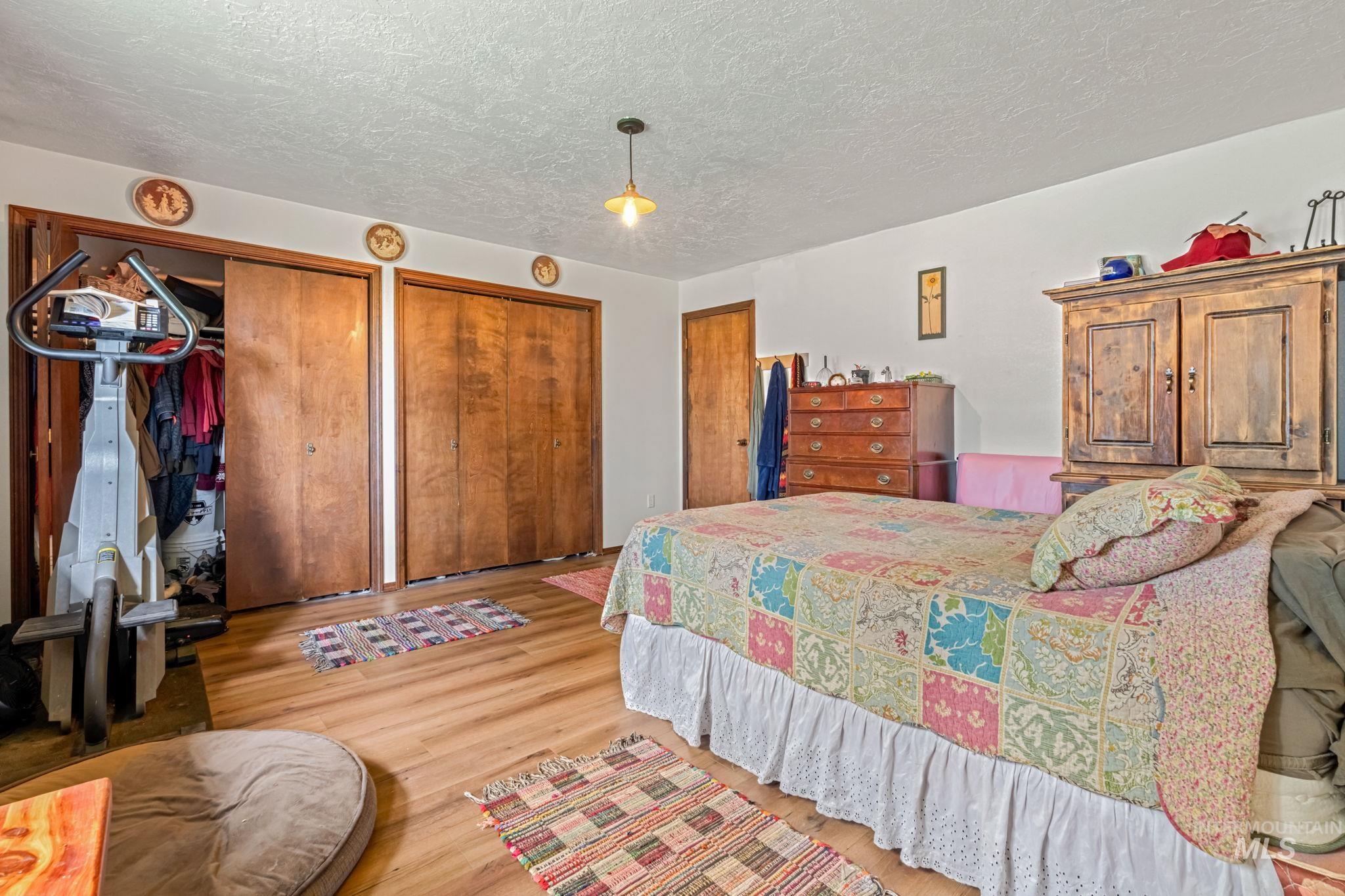 4 N 100 W, Fairfield, Idaho 83327, 3 Bedrooms, 2 Bathrooms, Residential For Sale, Price $460,000, 98951159