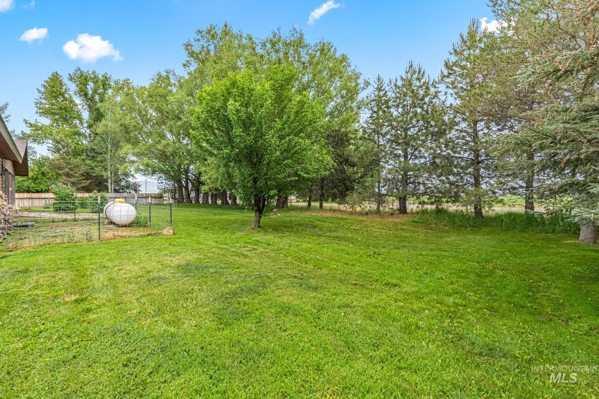 4 N 100 W, Fairfield, Idaho 83327, 3 Bedrooms, 2 Bathrooms, Residential For Sale, Price $460,000, 98951159