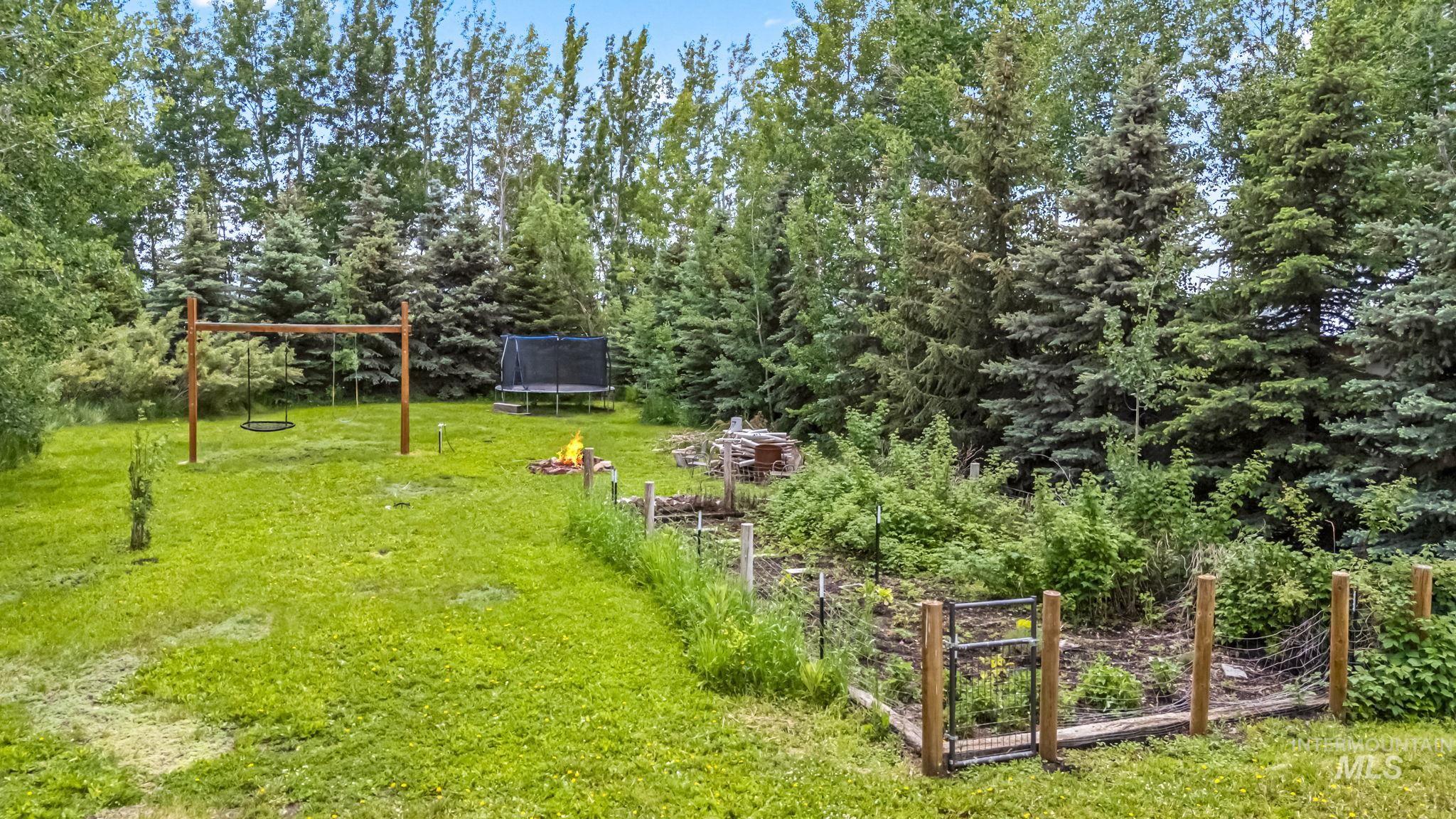 4 N 100 W, Fairfield, Idaho 83327, 3 Bedrooms, 2 Bathrooms, Residential For Sale, Price $460,000, 98951159