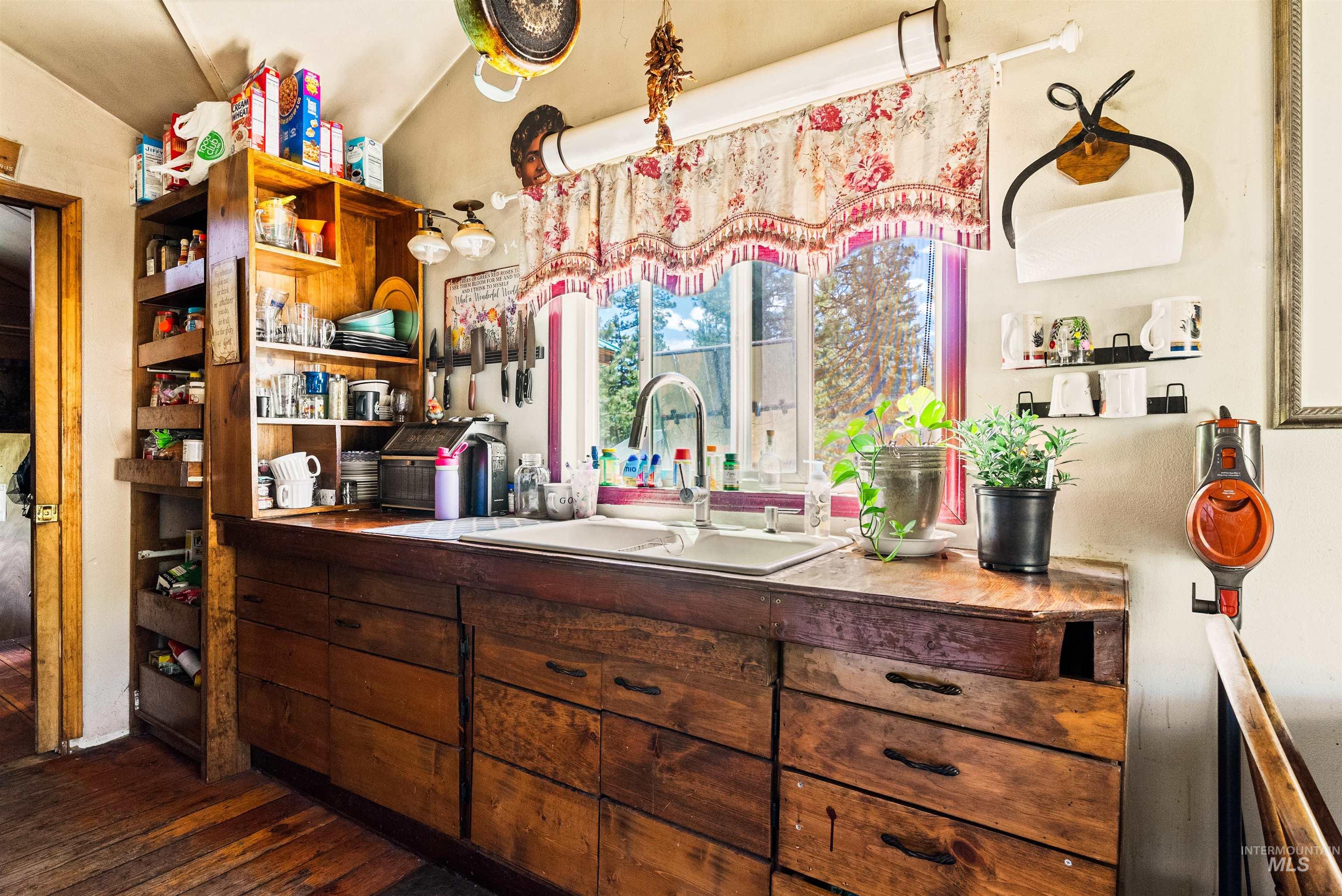 2850 Council Cuprum Road, Council, Idaho 83612, 1 Bedroom, 1 Bathroom, Residential For Sale, Price $519,900, 98951169