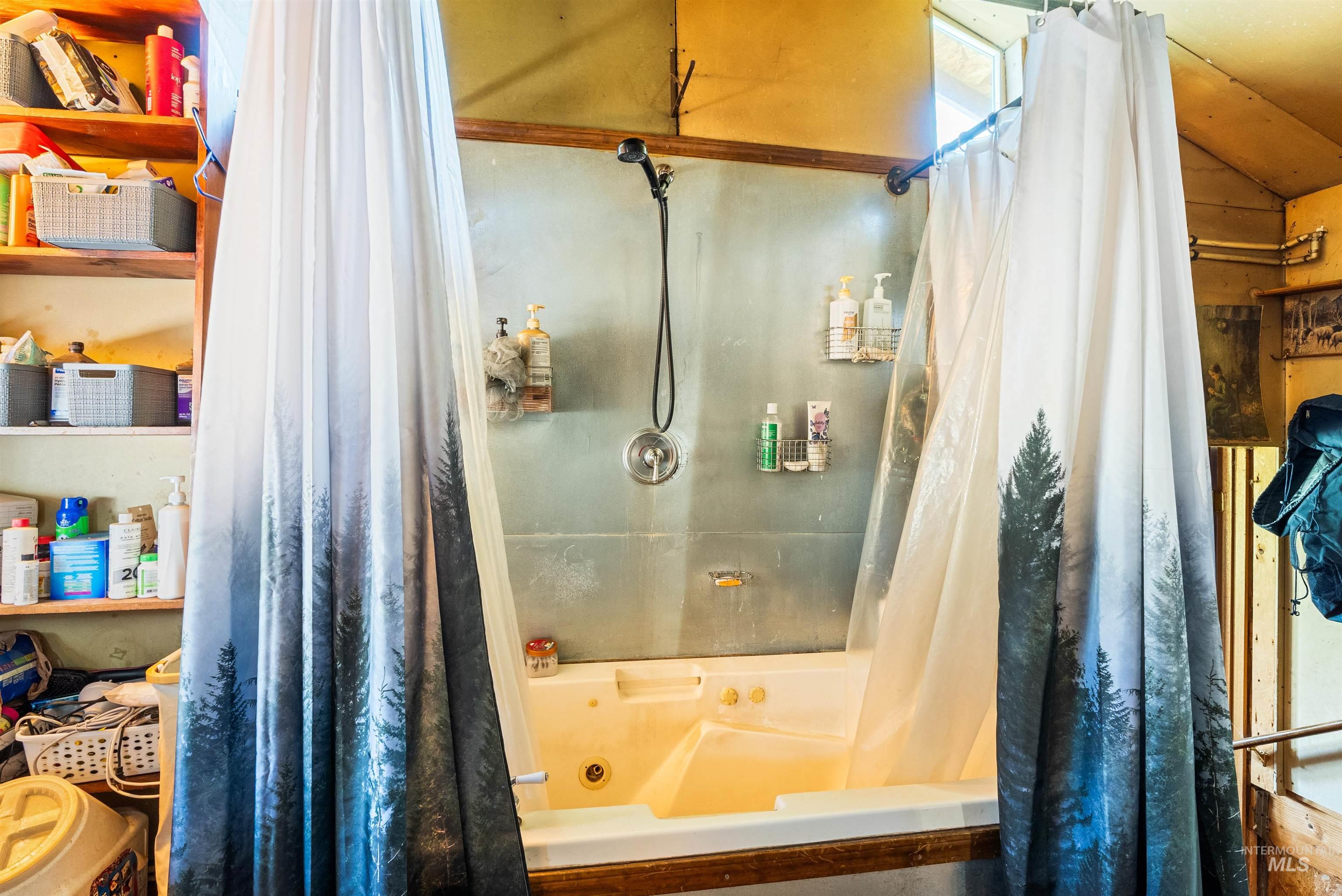 2850 Council Cuprum Road, Council, Idaho 83612, 1 Bedroom, 1 Bathroom, Residential For Sale, Price $519,900, 98951169