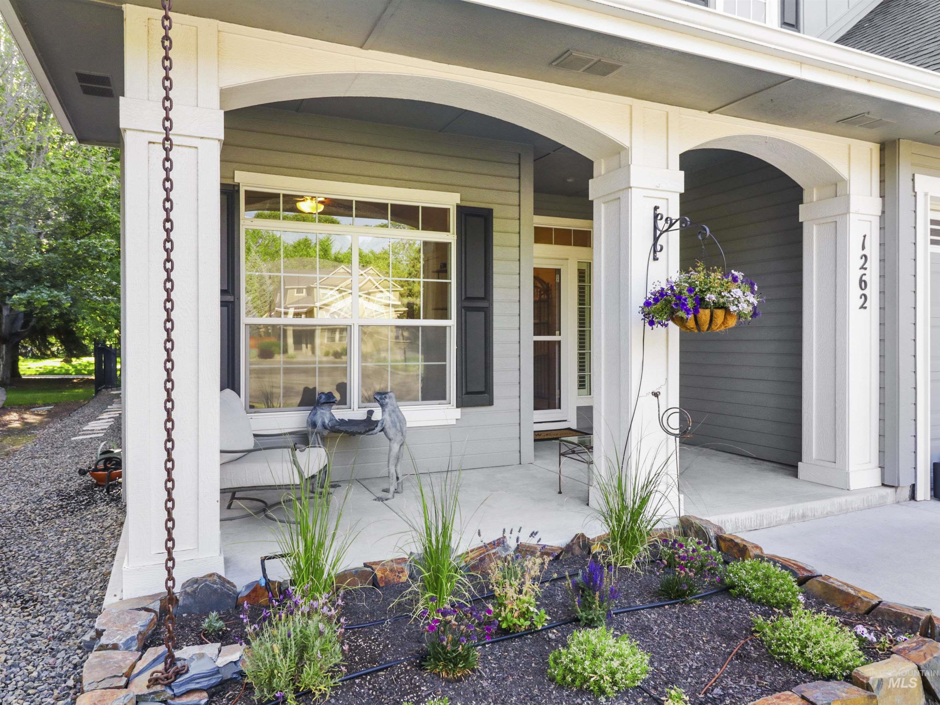 1262 N Forestdale Place, Eagle, Idaho 83616, 4 Bedrooms, 3 Bathrooms, Residential For Sale, Price $699,999, 98951172