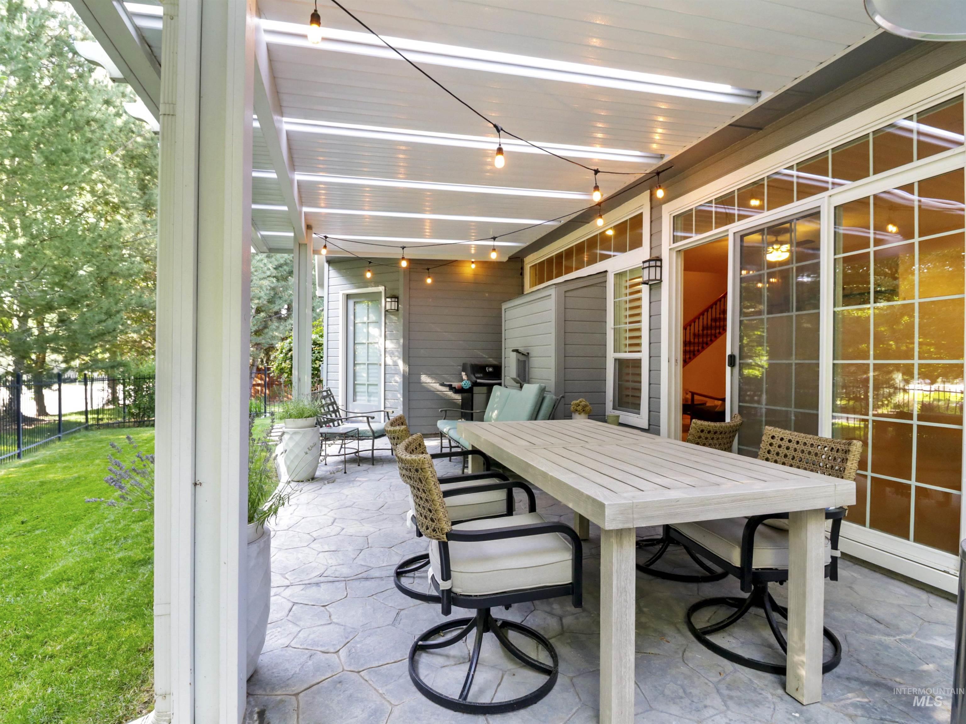 1262 N Forestdale Place, Eagle, Idaho 83616, 4 Bedrooms, 3 Bathrooms, Residential For Sale, Price $699,999, 98951172