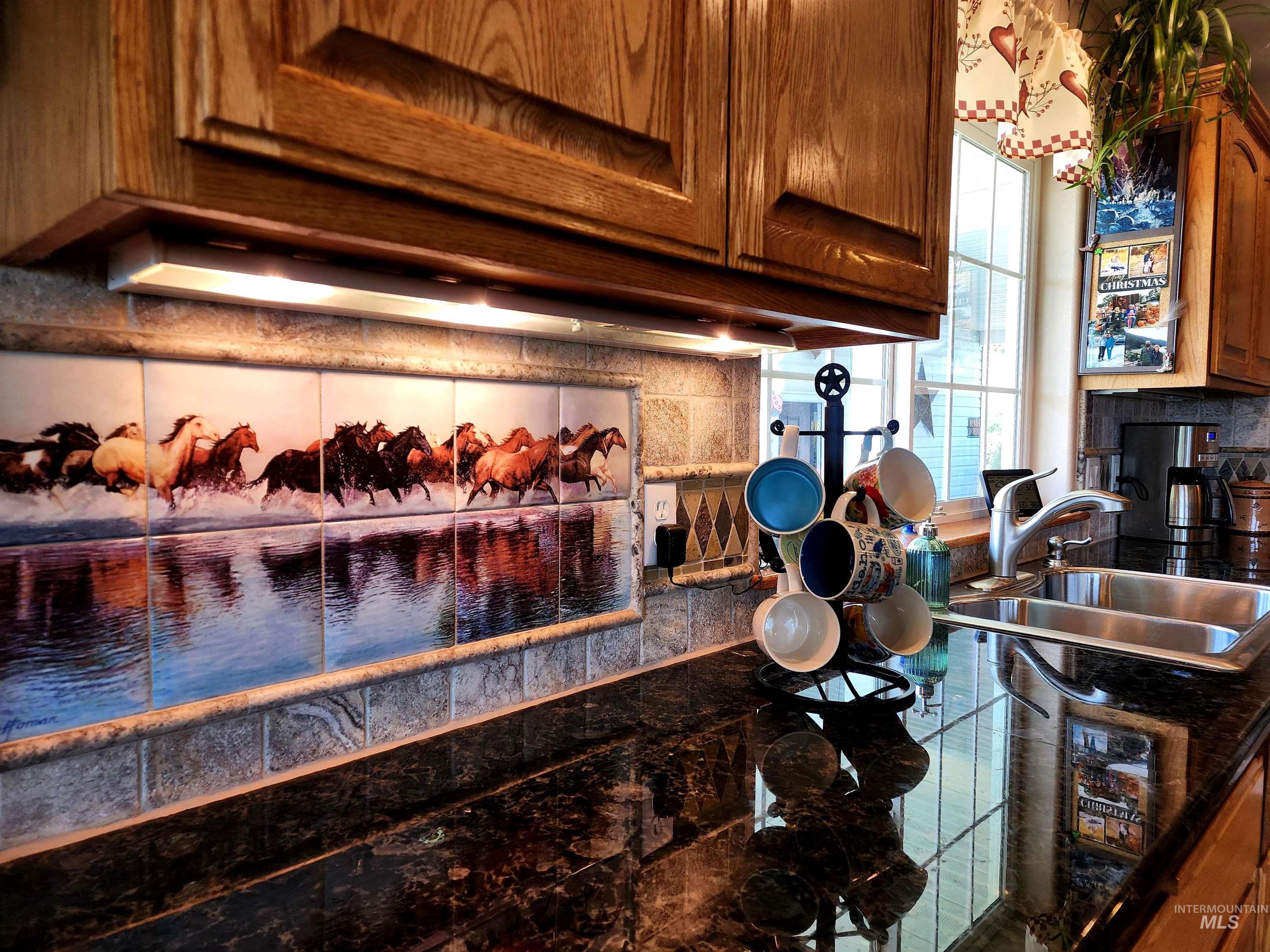 1441 Pound Lane, Clarkston, Washington 99403, 6 Bedrooms, 3.5 Bathrooms, Residential For Sale, Price $1,250,000, 98951180