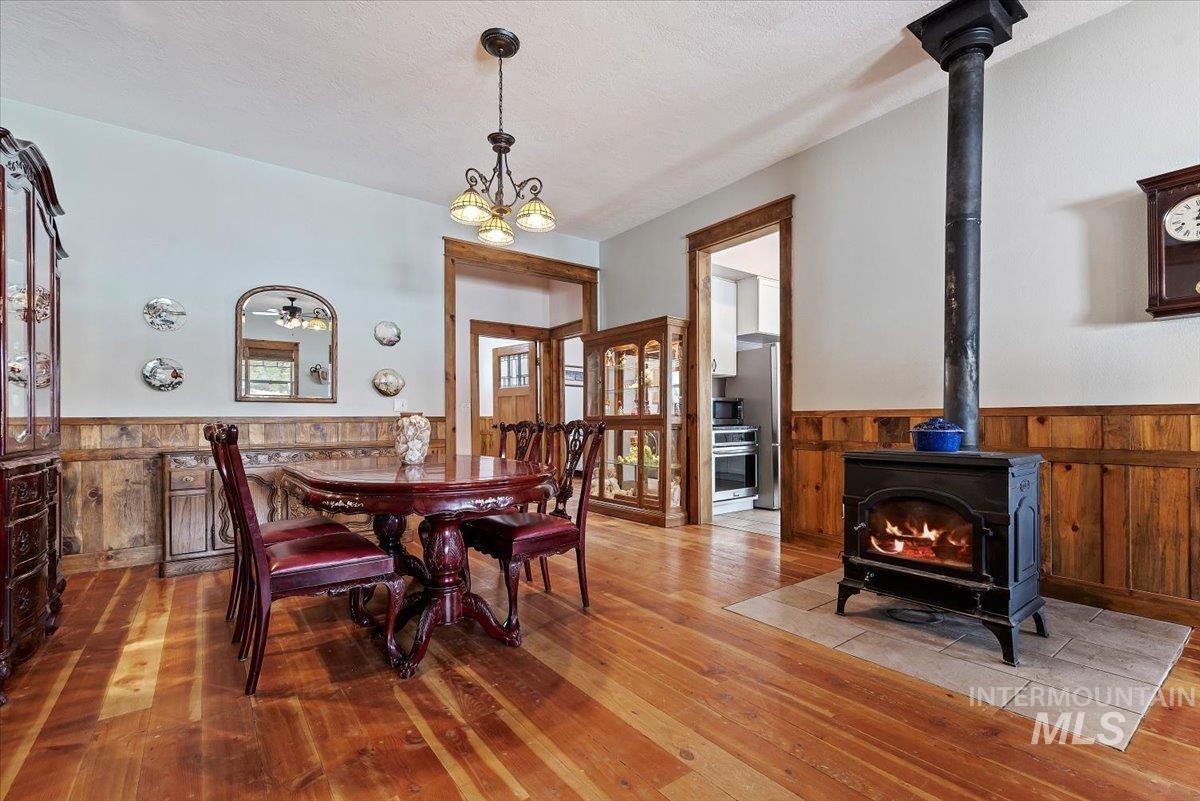 675 W Russell Dr, Prairie, Idaho 83647, 3 Bedrooms, 2 Bathrooms, Residential For Sale, Price $1,250,000, 98951187