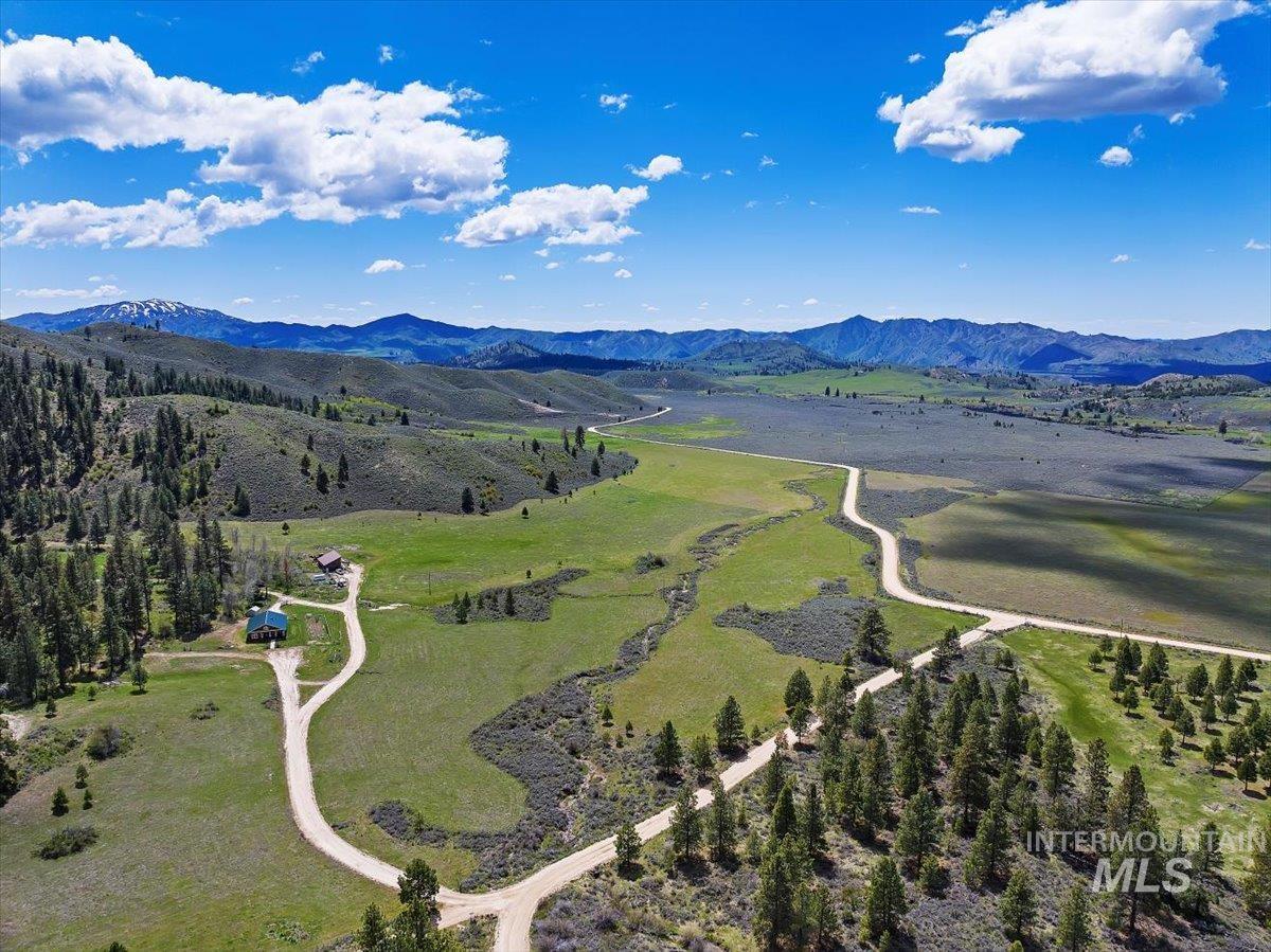 675 W Russell Dr, Prairie, Idaho 83647, 3 Bedrooms, 2 Bathrooms, Residential For Sale, Price $1,250,000, 98951187