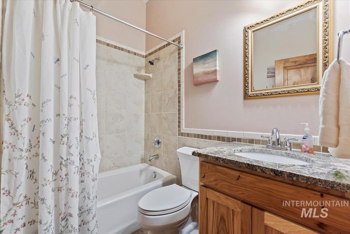 675 W Russell Dr, Prairie, Idaho 83647, 3 Bedrooms, 2 Bathrooms, Residential For Sale, Price $800,000, 98951188