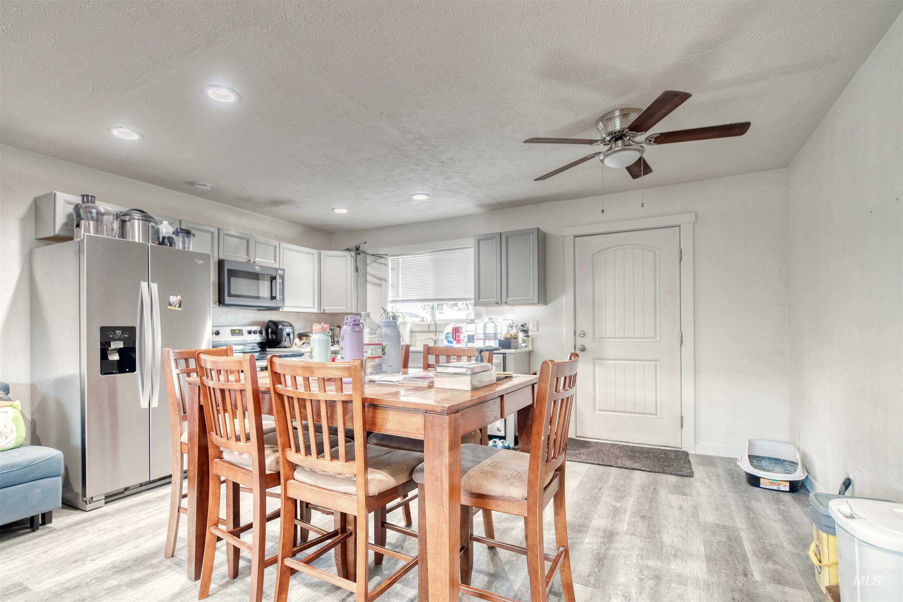 684/686 NW 6th St, Ontario, Oregon 97914, 2 Bedrooms, 1 Bathroom, Residential Income For Sale, Price $365,000, 98951271