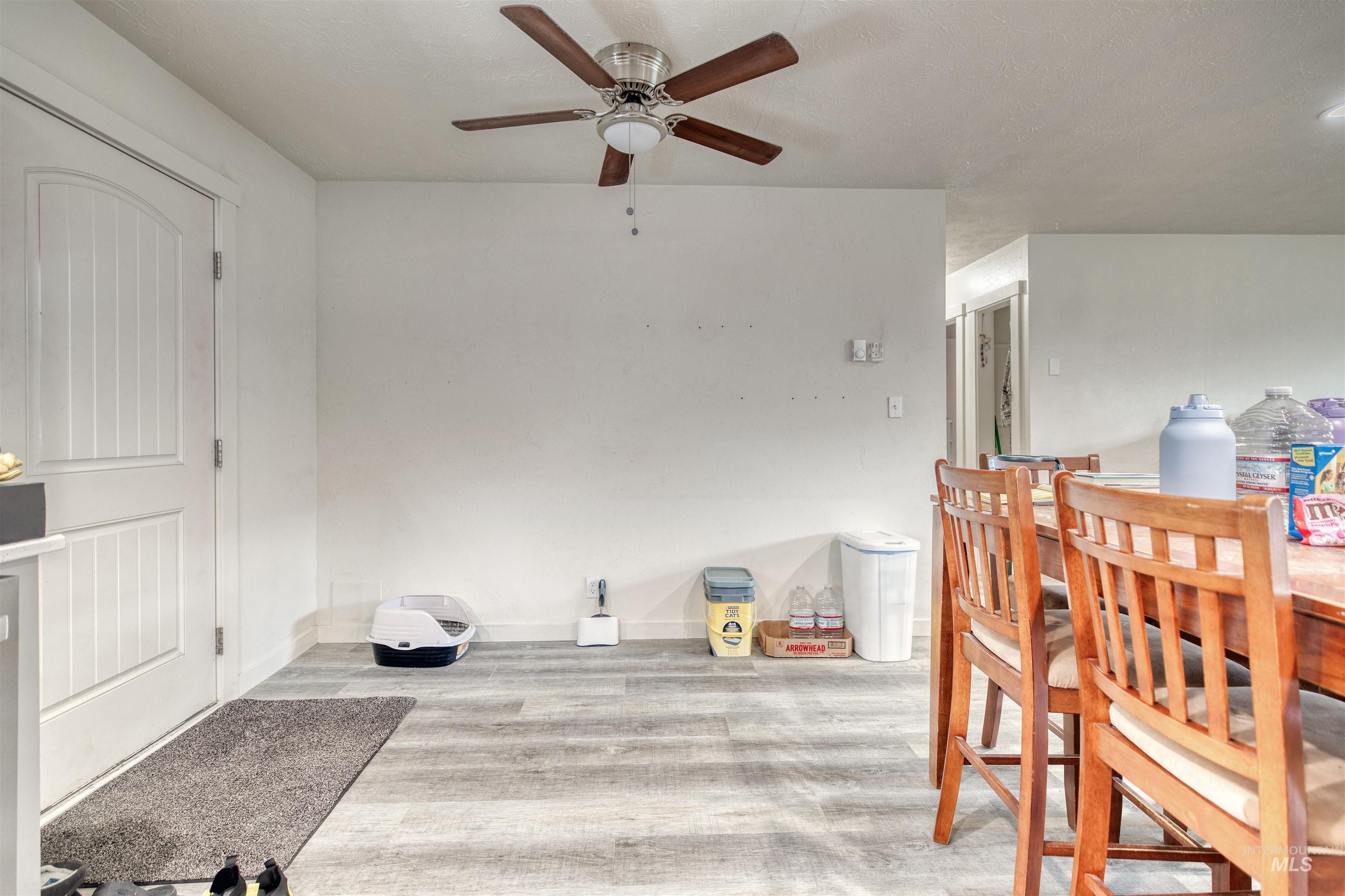 684/686 NW 6th St, Ontario, Oregon 97914, 2 Bedrooms, 1 Bathroom, Residential Income For Sale, Price $365,000, 98951271