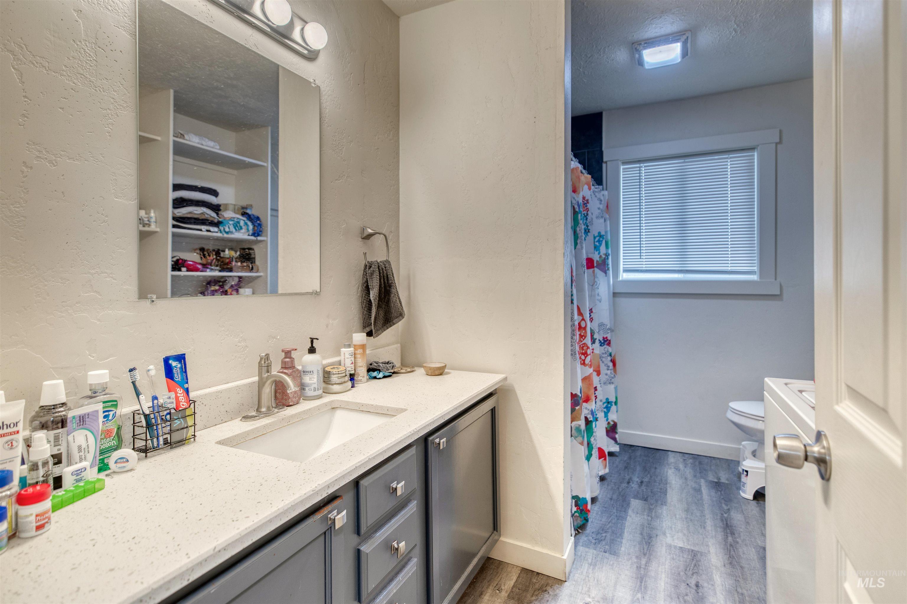 684/686 NW 6th St, Ontario, Oregon 97914, 2 Bedrooms, 1 Bathroom, Residential Income For Sale, Price $365,000, 98951271