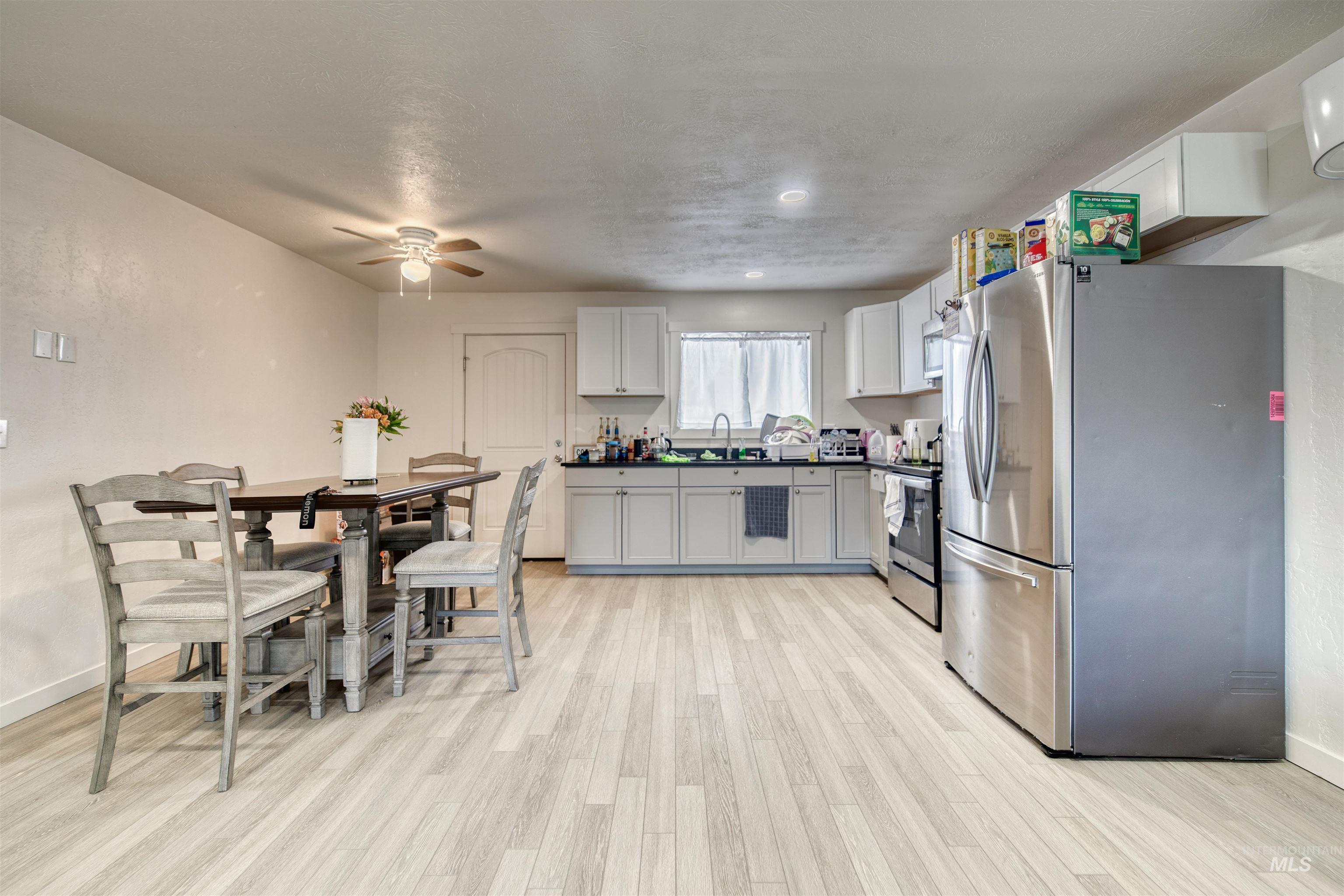 684/686 NW 6th St, Ontario, Oregon 97914, 2 Bedrooms, 1 Bathroom, Residential Income For Sale, Price $365,000, 98951271