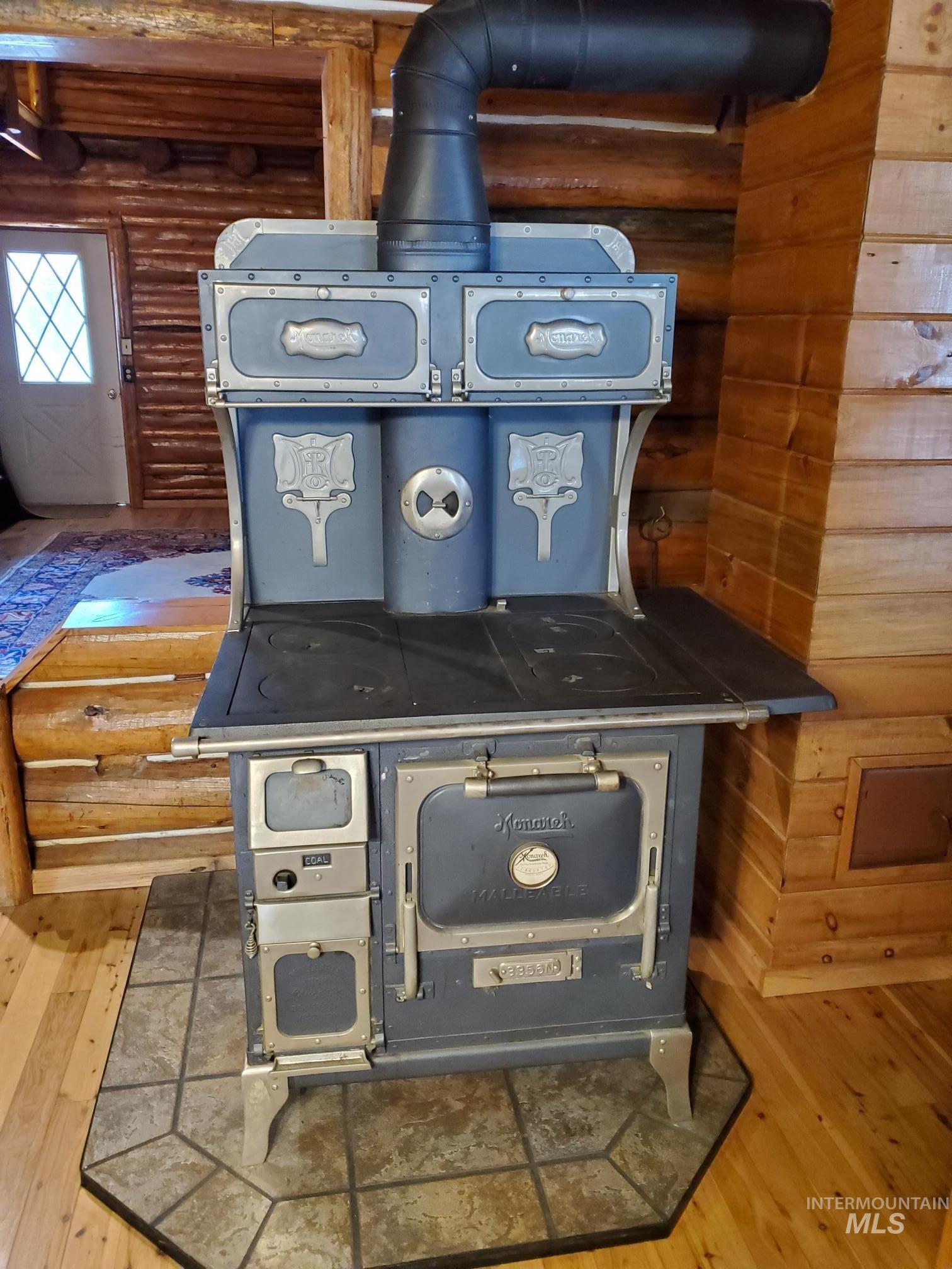 500 Maxwell Lane, Elk City, Idaho 83525, 3 Bedrooms, 2.5 Bathrooms, Residential For Sale, Price $2,395,000, 98951286